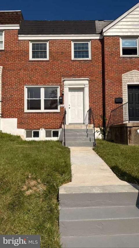 Townhouse For Sale - 4303 Greenhill Avenue<br/> BALTIMORE, MD 21206