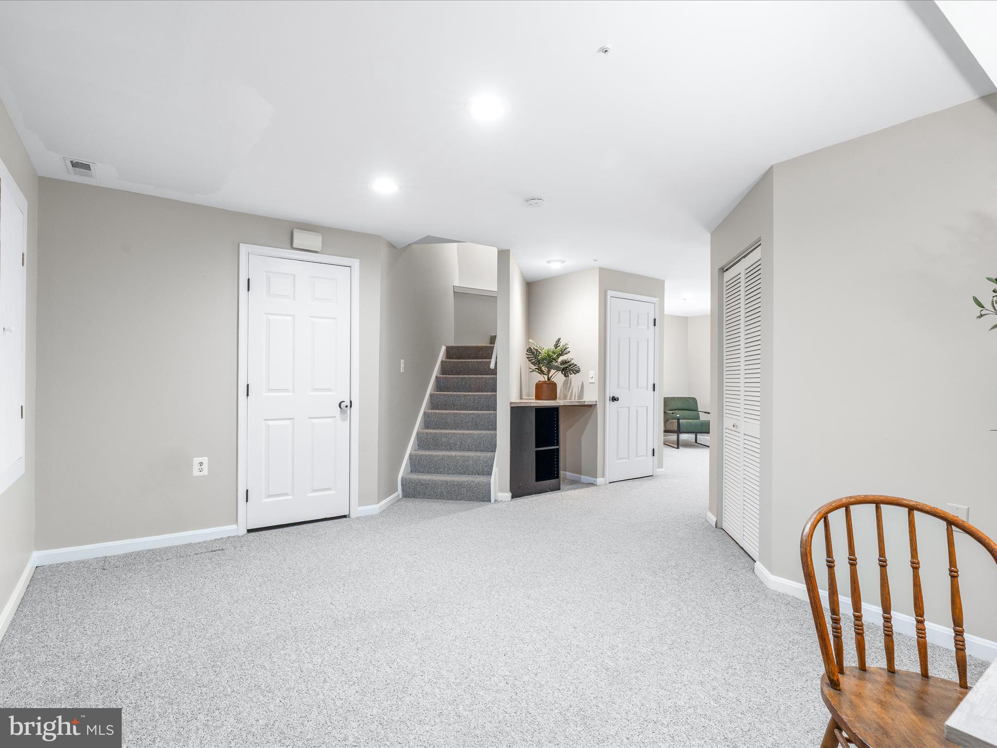 SPRING RIDGE - Residential