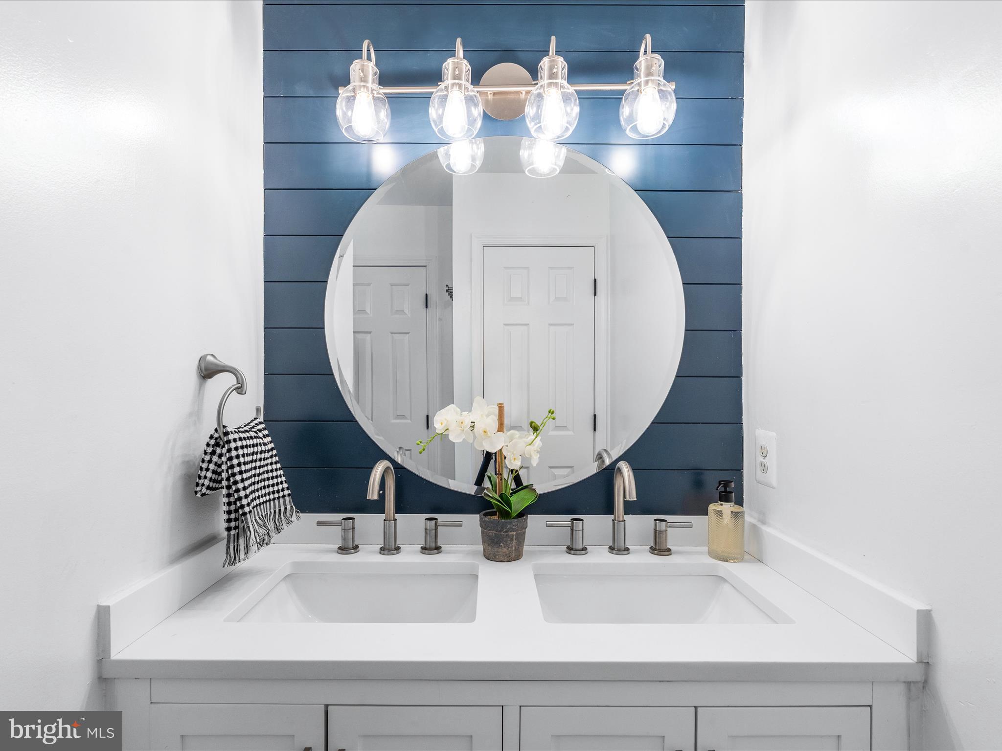 SPRING RIDGE - Residential