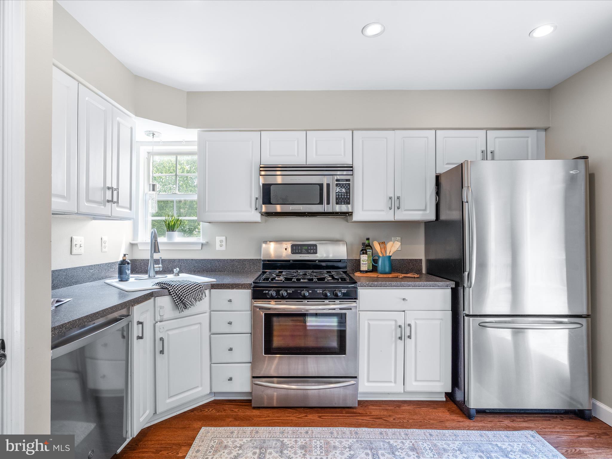 SPRING RIDGE - Residential