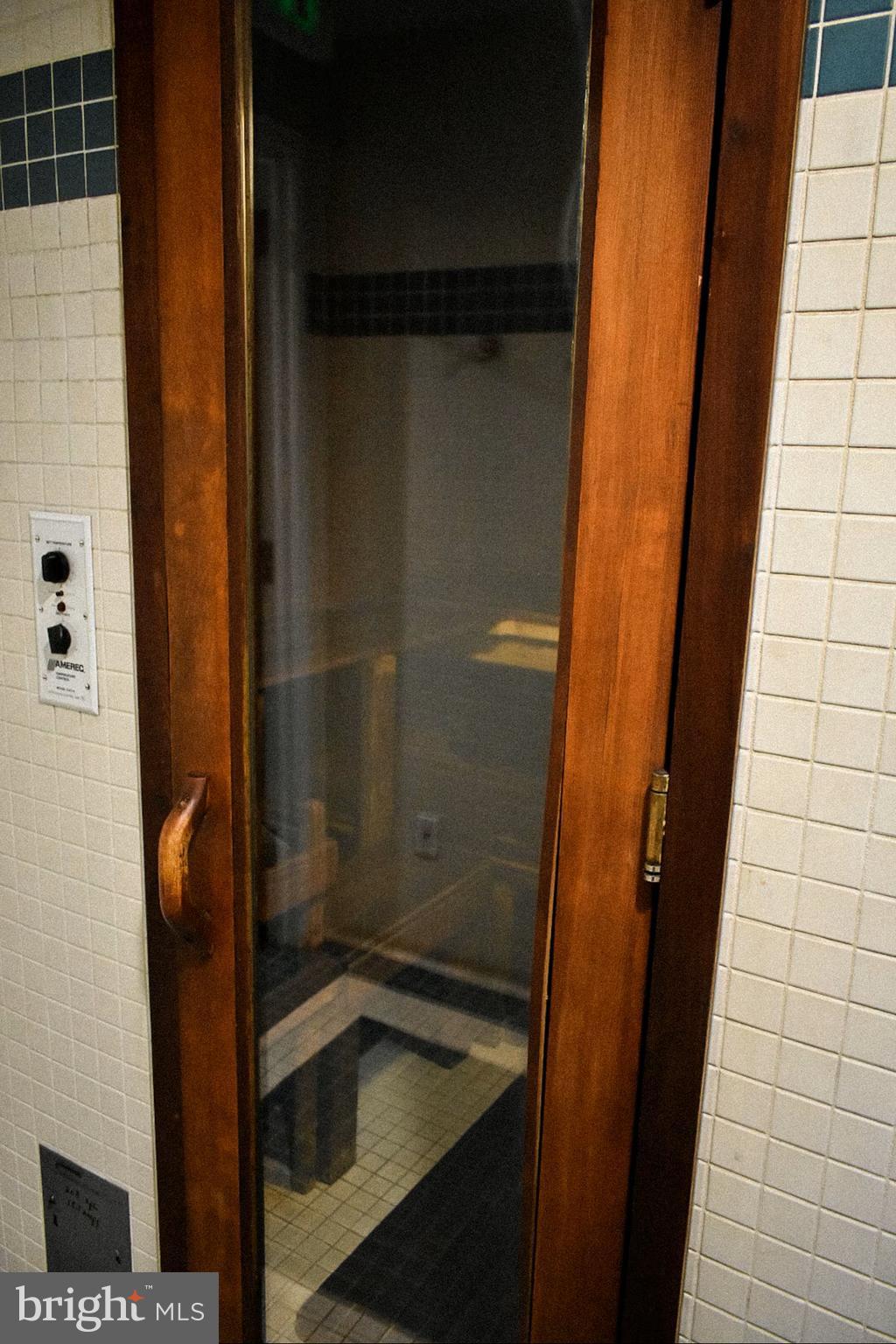 HARBORVIEW - Residential Lease