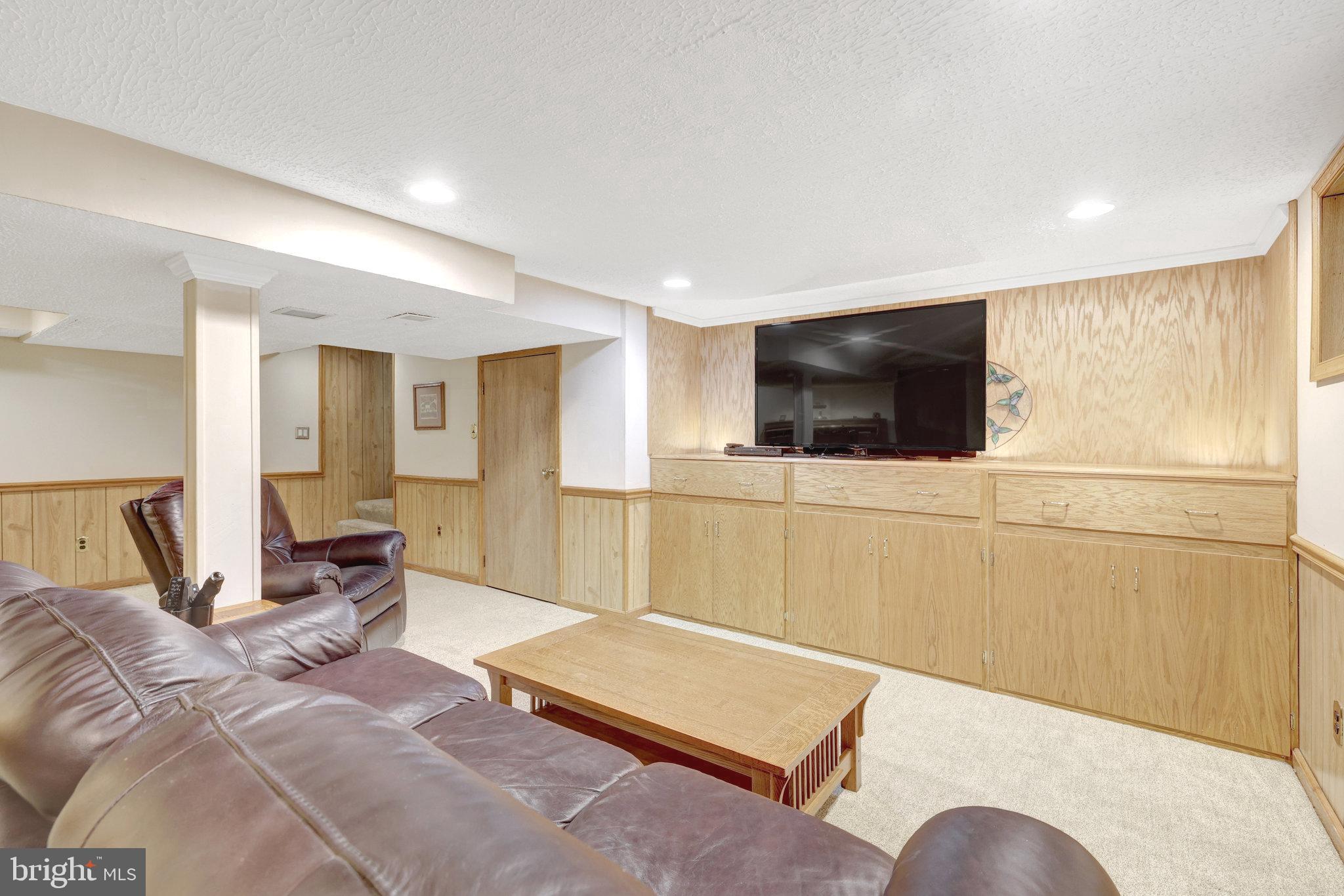 HUNTER MILL TOWN OF VIENNA - Residential