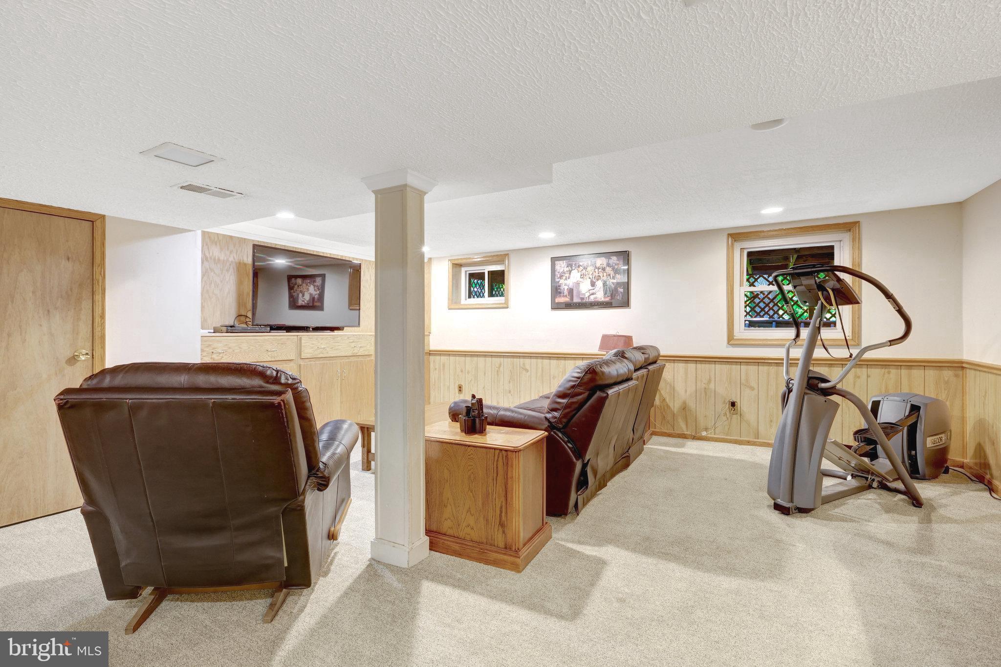 HUNTER MILL TOWN OF VIENNA - Residential