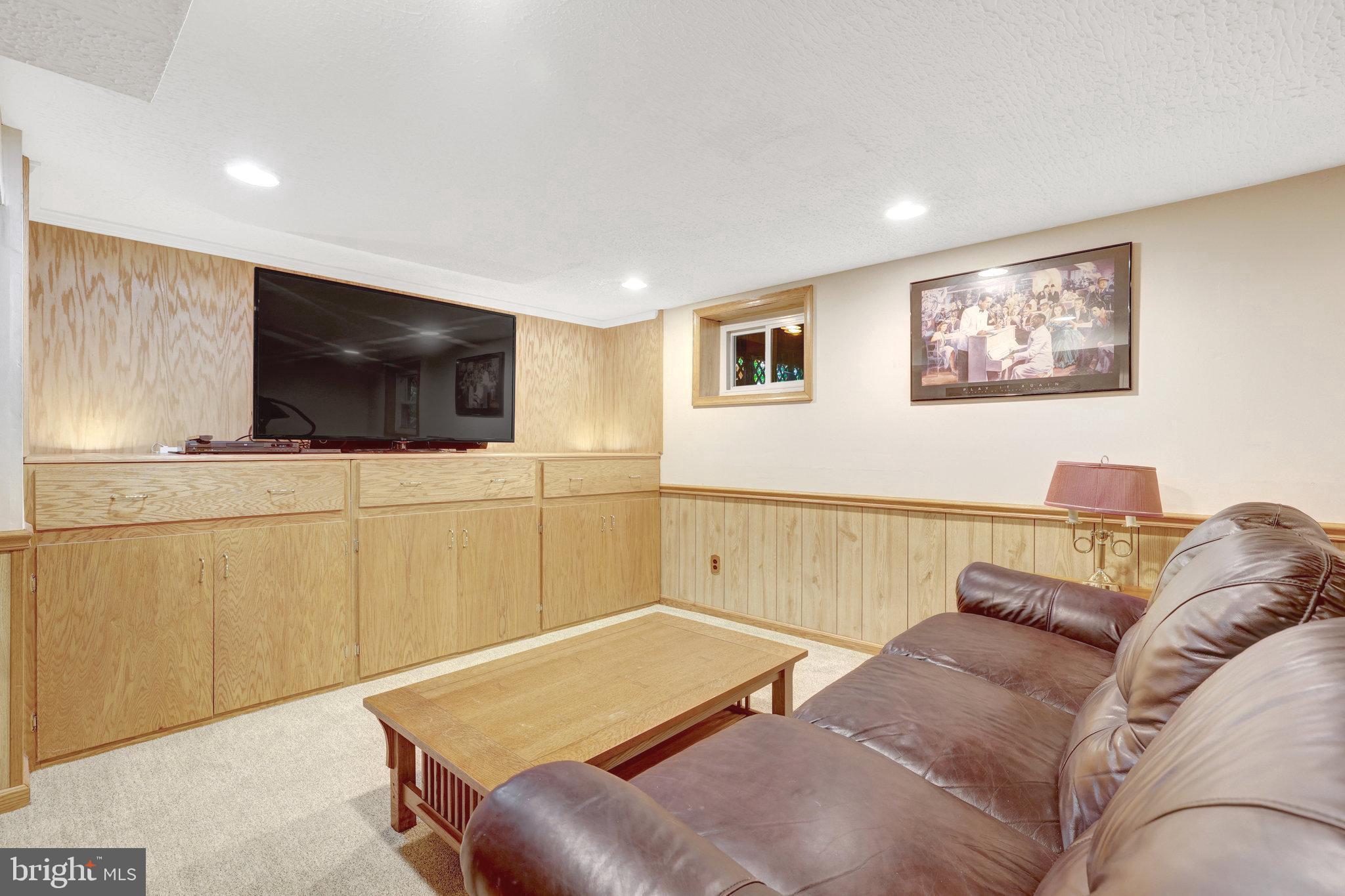 HUNTER MILL TOWN OF VIENNA - Residential