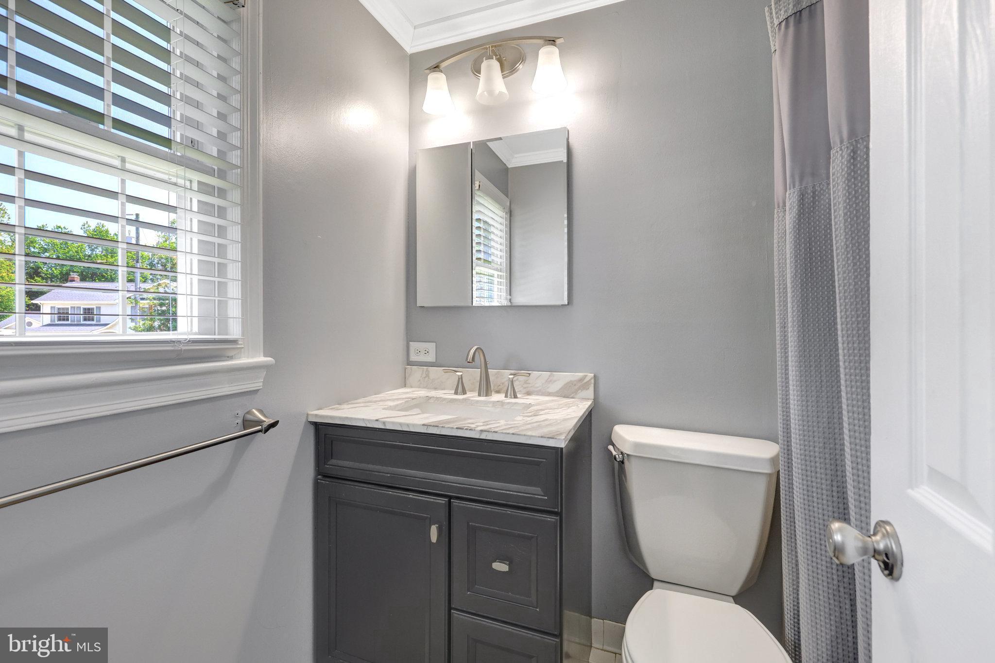 HUNTER MILL TOWN OF VIENNA - Residential