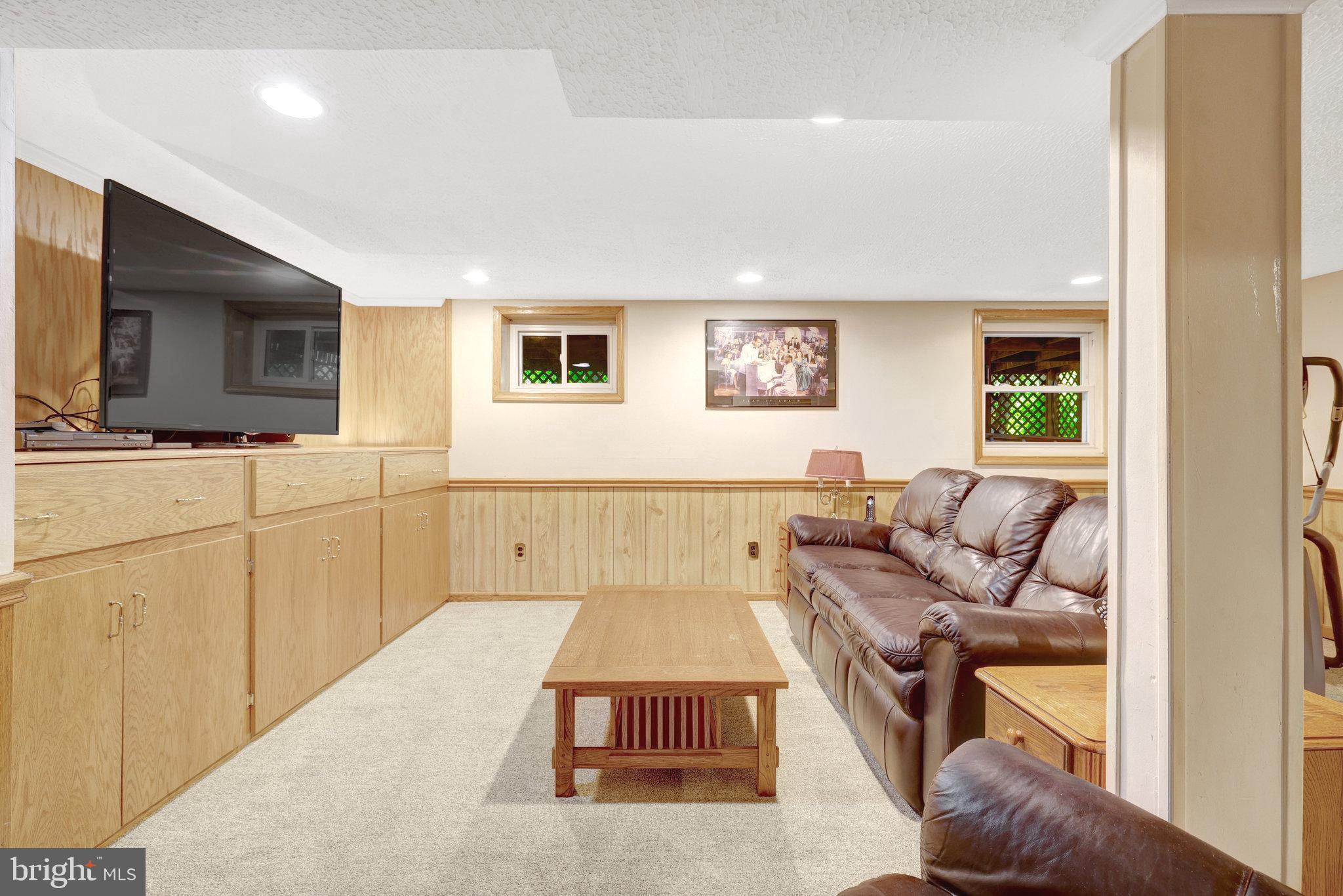 HUNTER MILL TOWN OF VIENNA - Residential