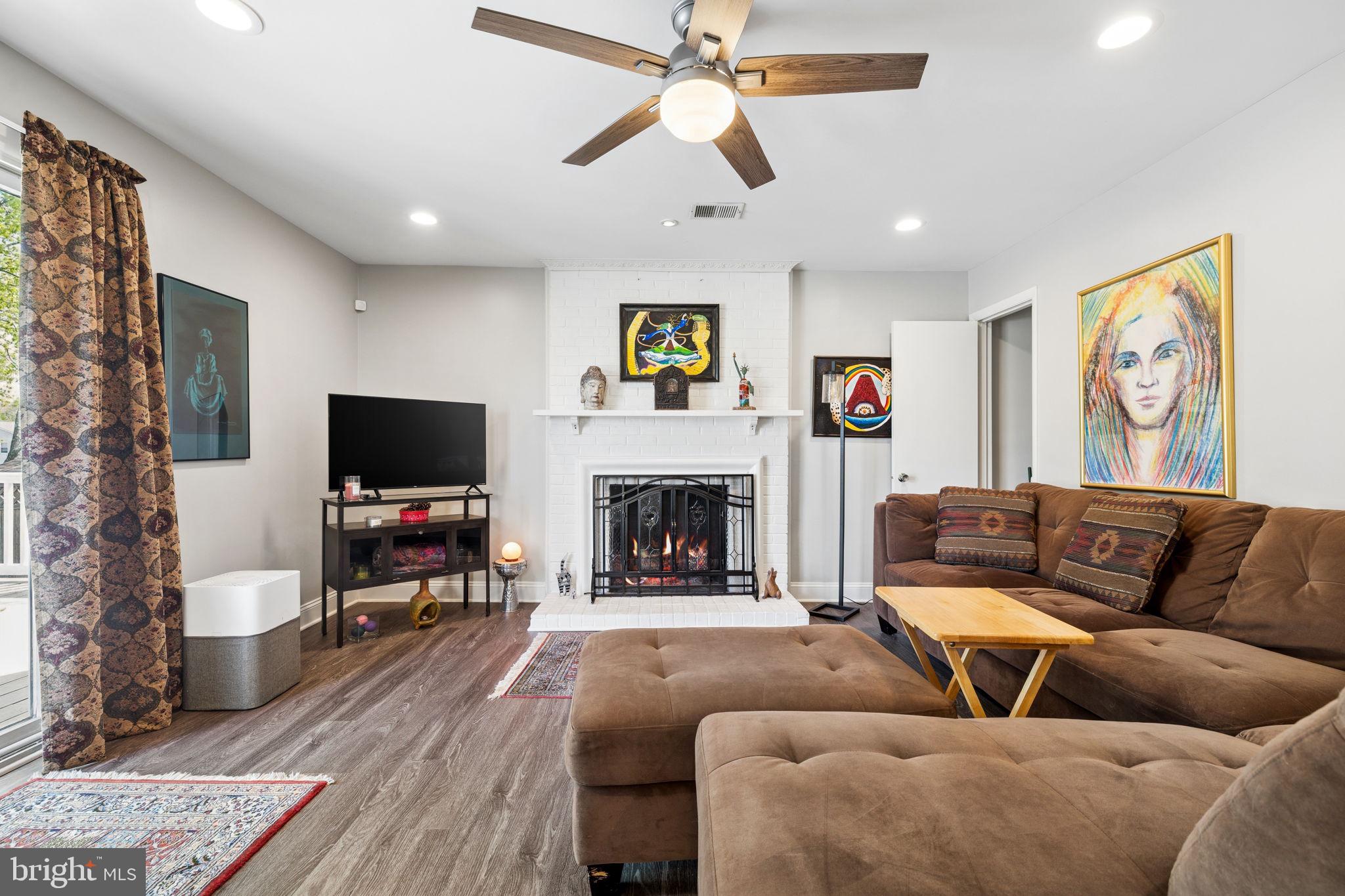 STERLING  PARK - Residential