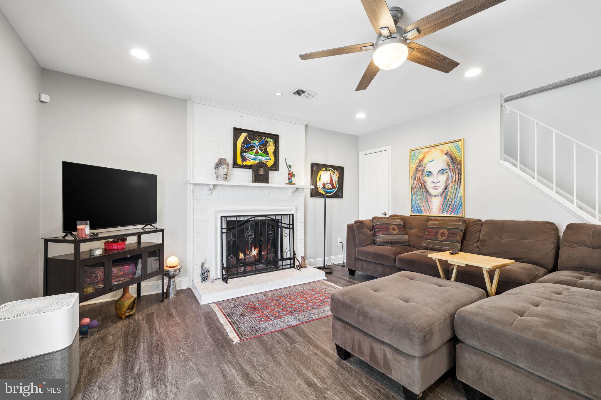 STERLING  PARK - Residential