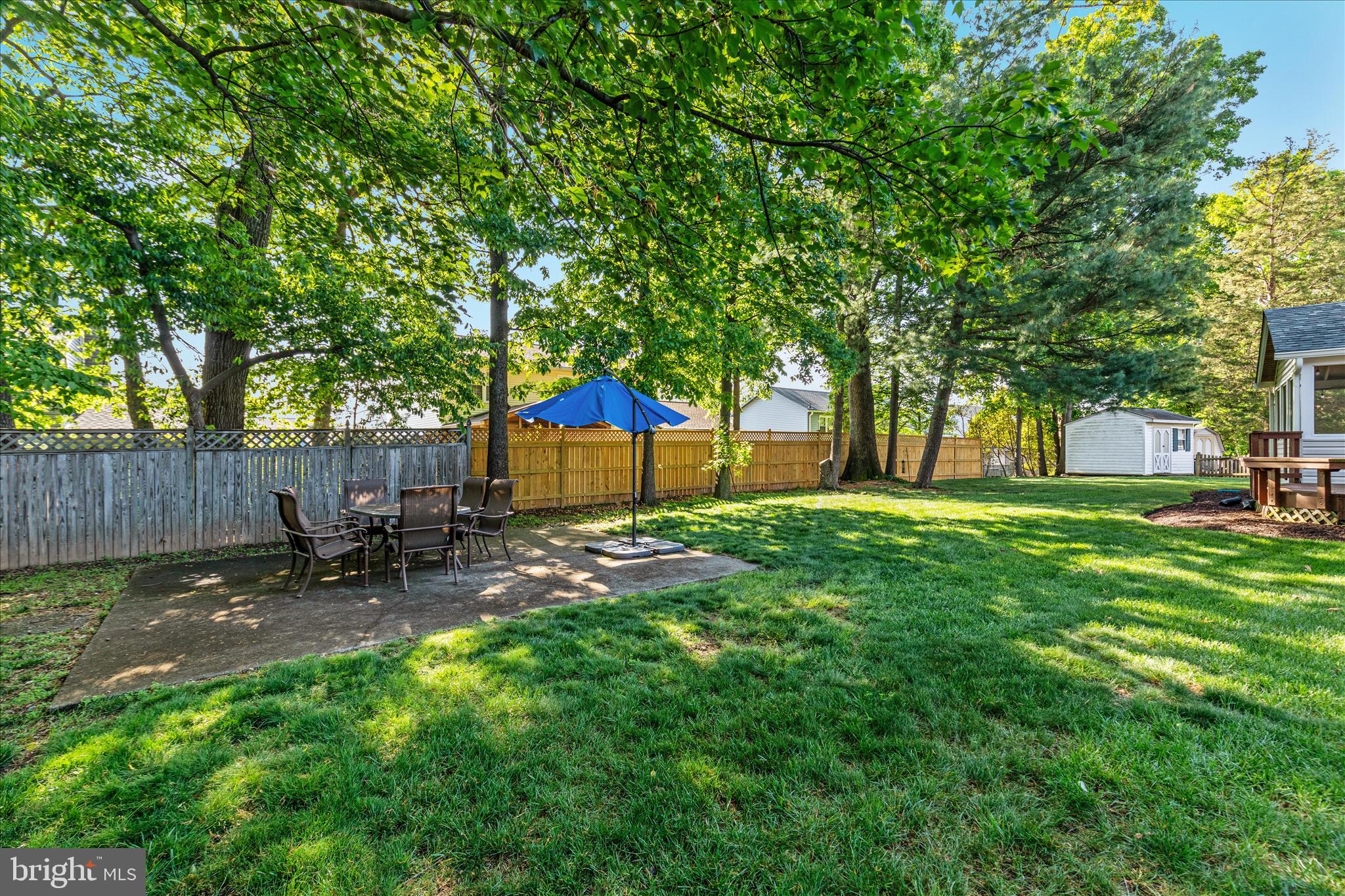 TREESIDE - Residential