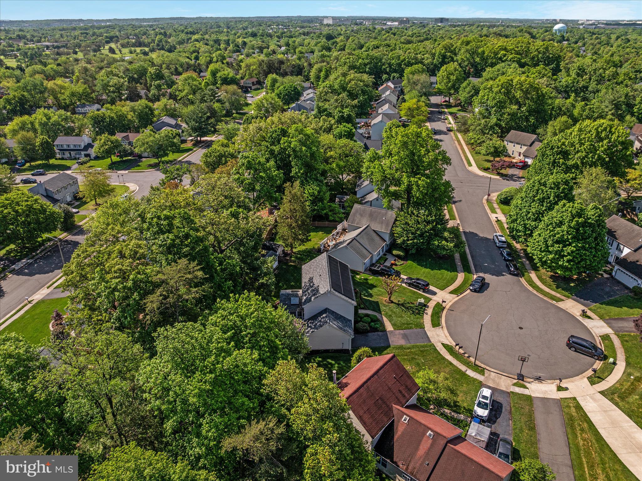 TREESIDE - Residential