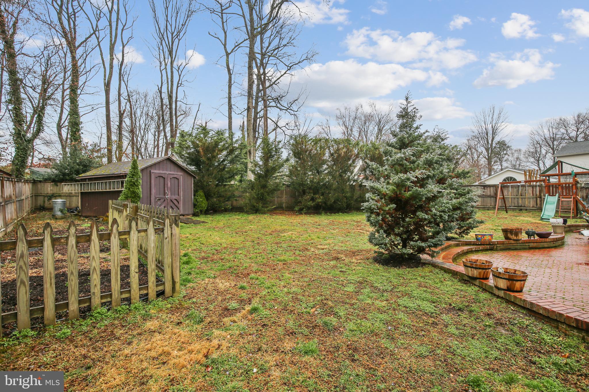 STRATFORD LANDING - Residential Lease