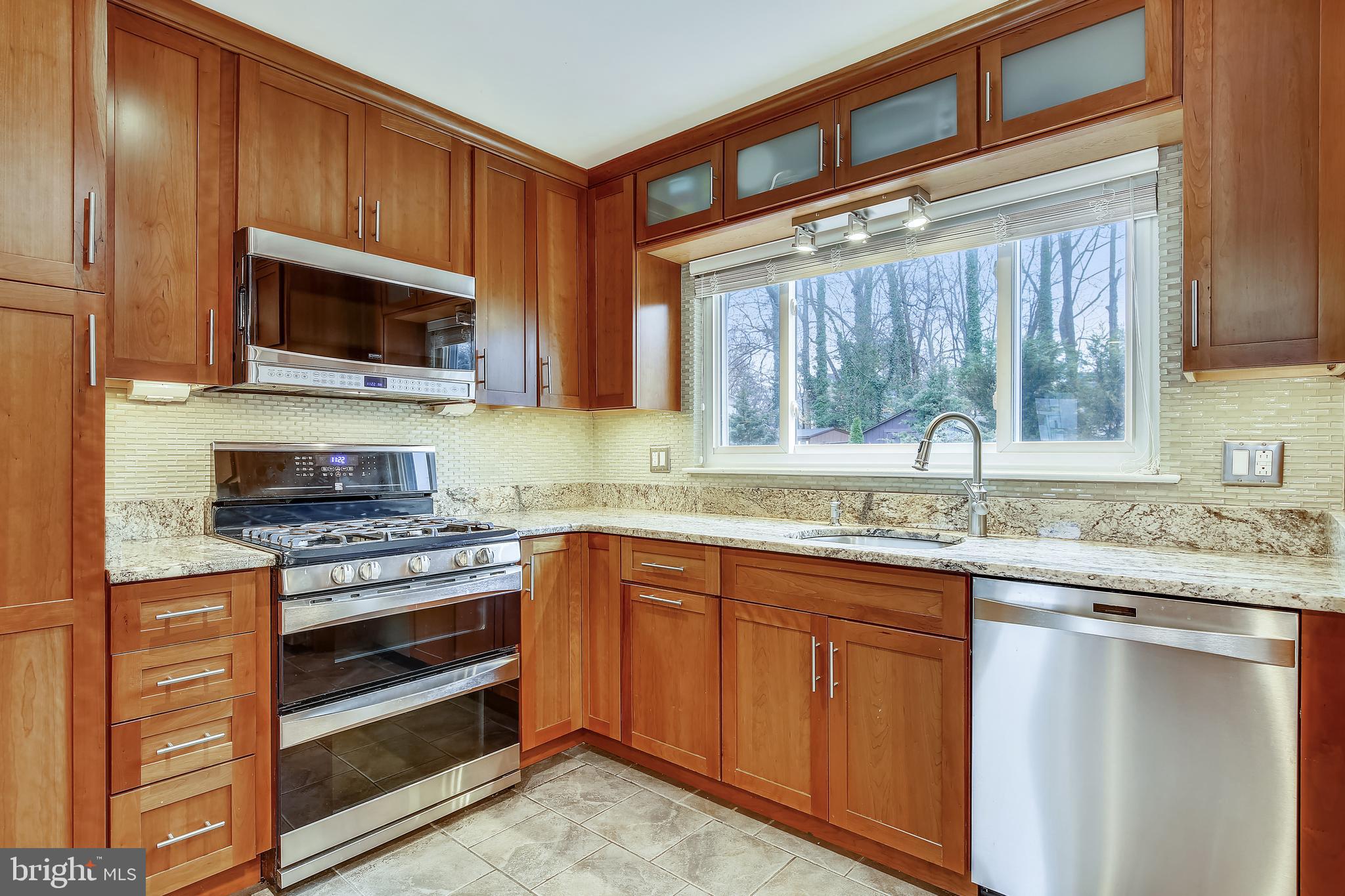 STRATFORD LANDING - Residential Lease