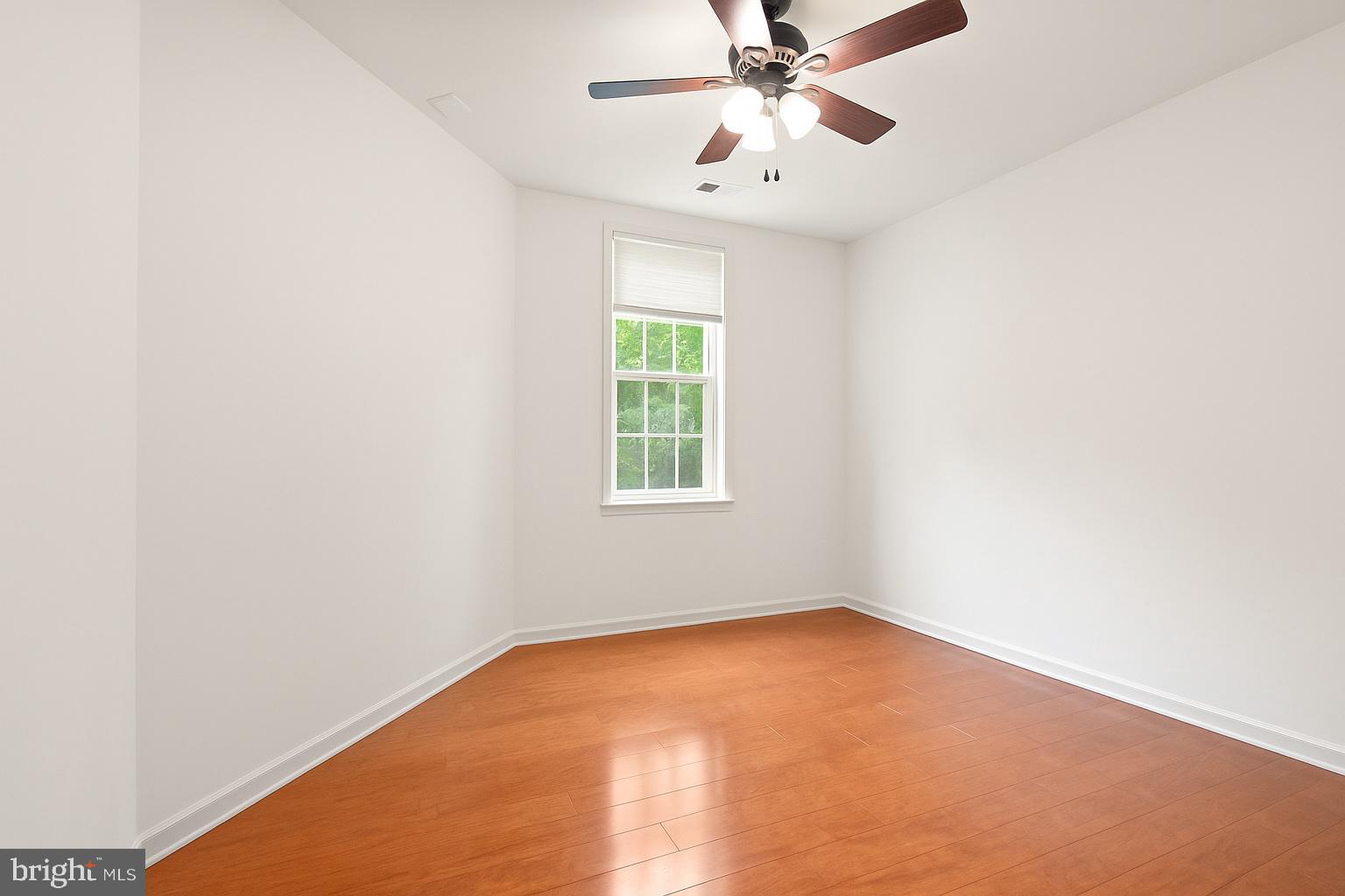 CAMERON STATION - Residential