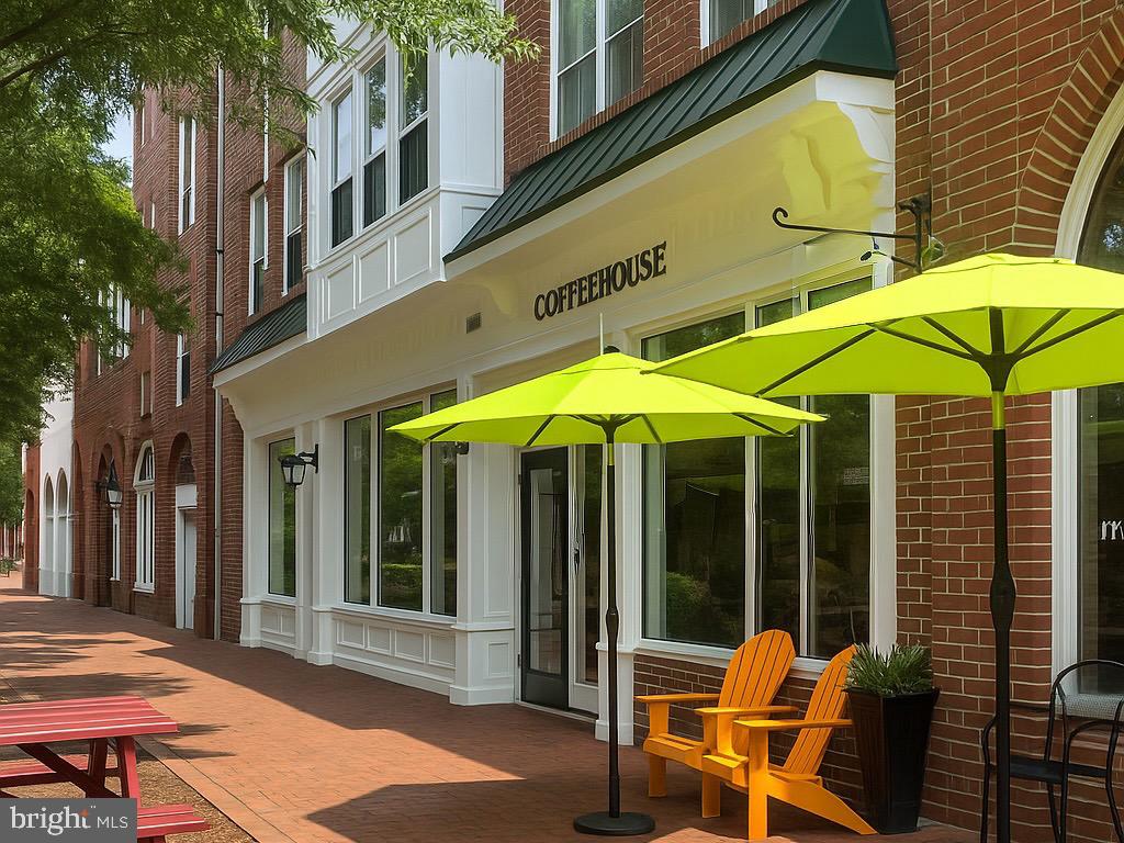 CAMERON STATION - Residential