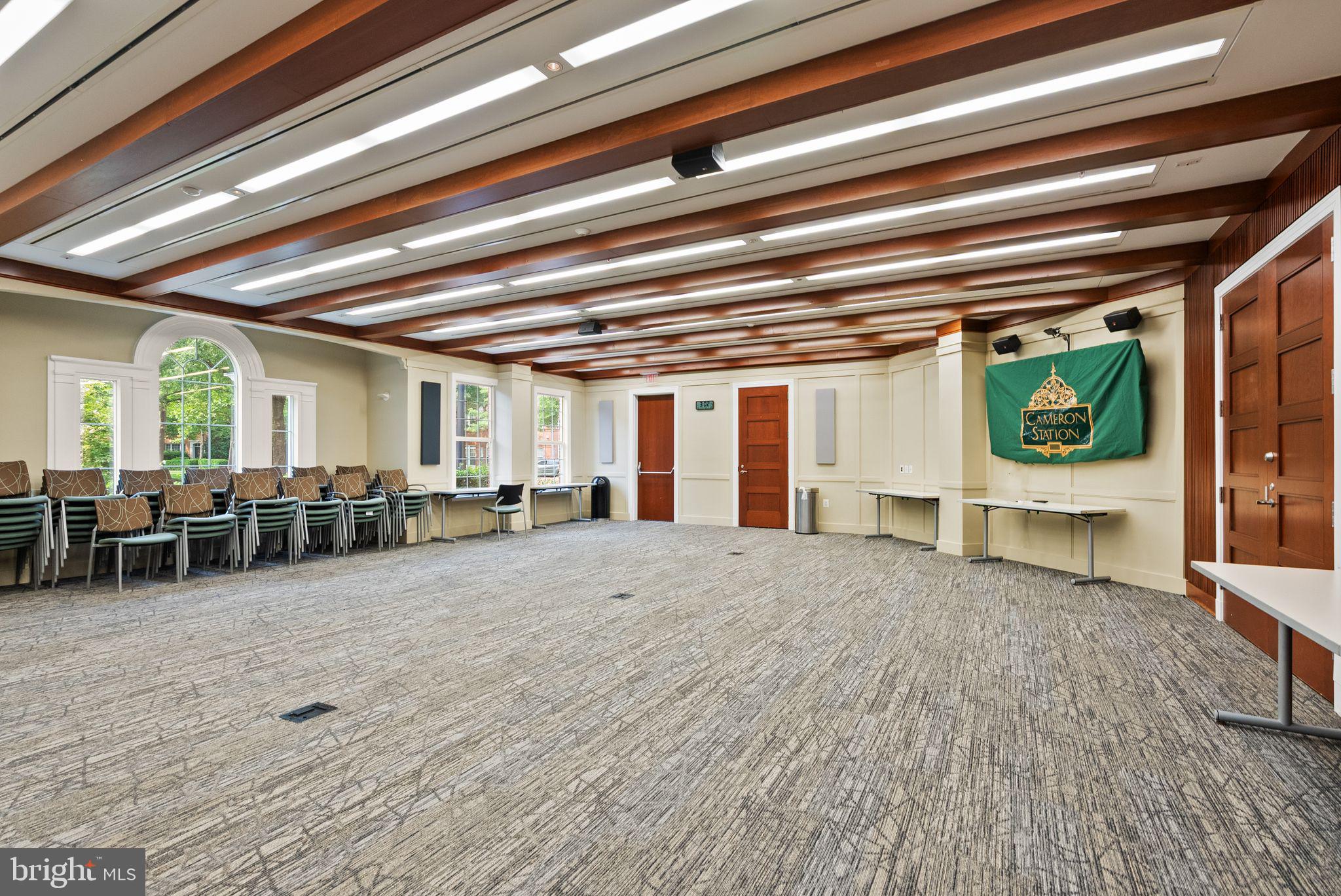 CAMERON STATION - Residential