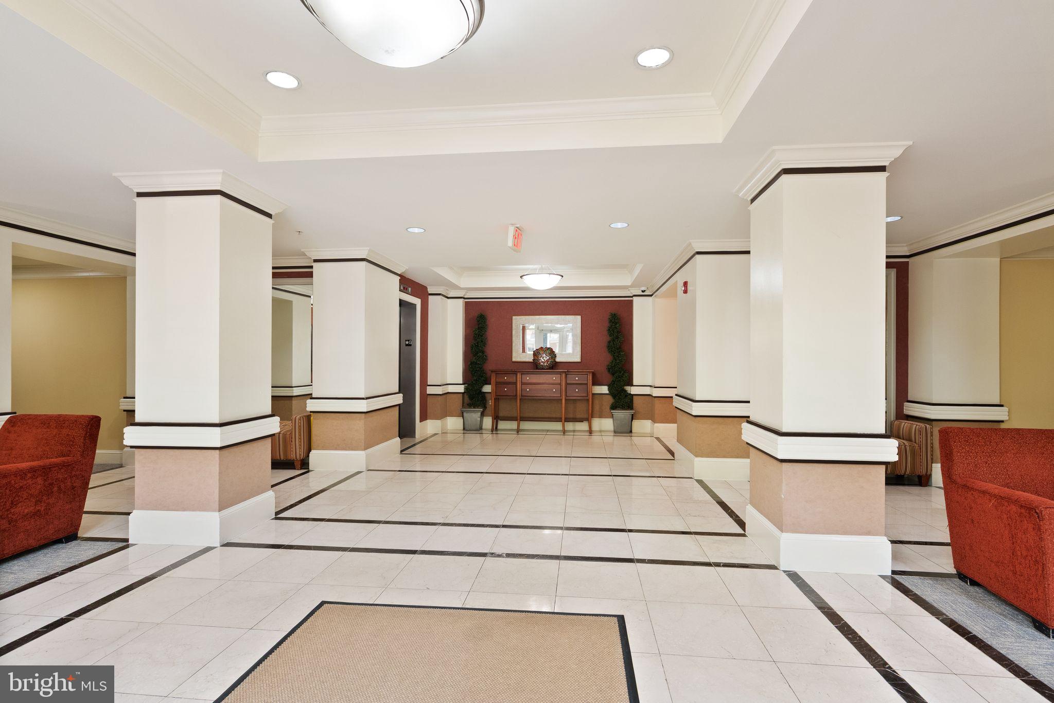 CAMERON STATION - Residential