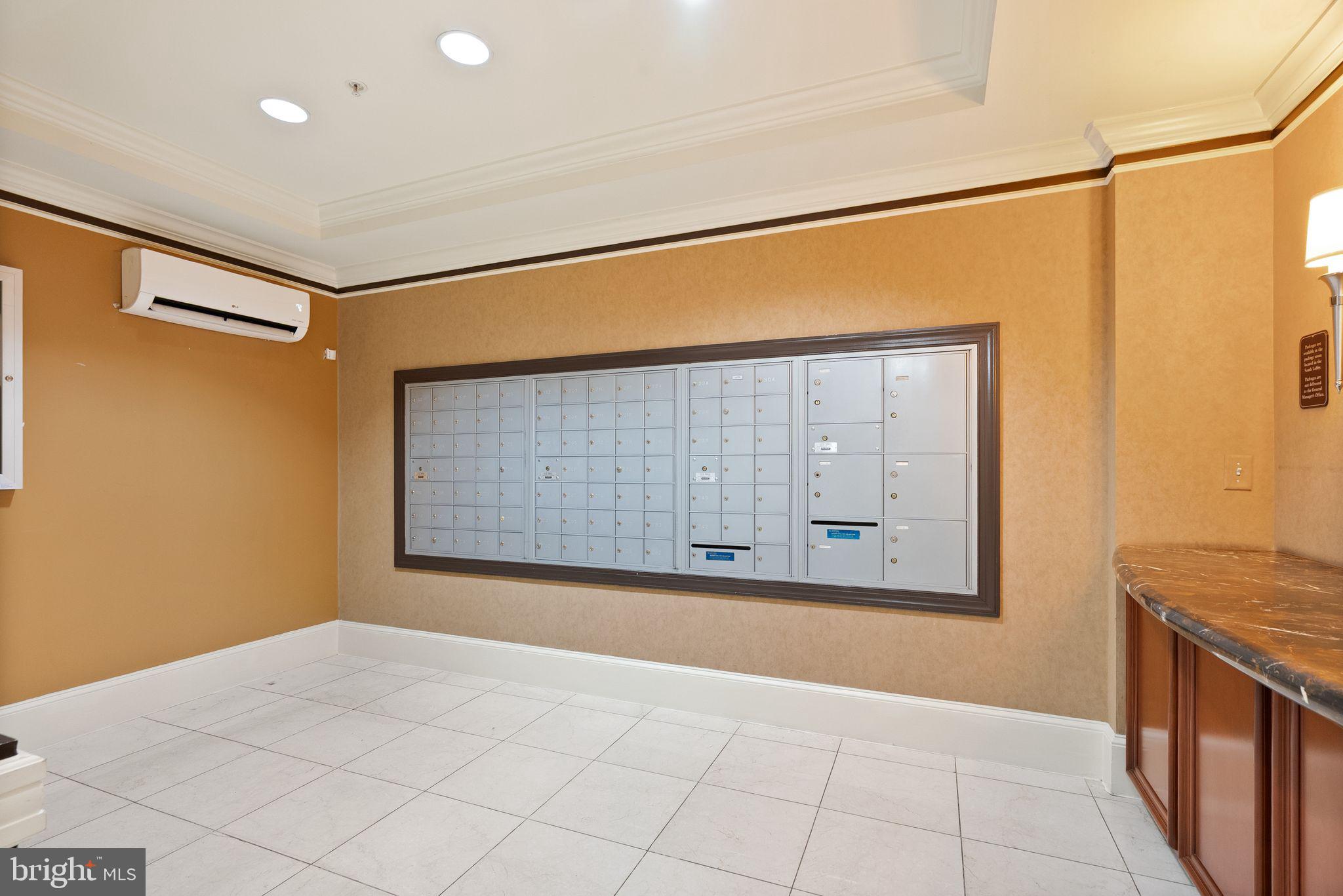 CAMERON STATION - Residential