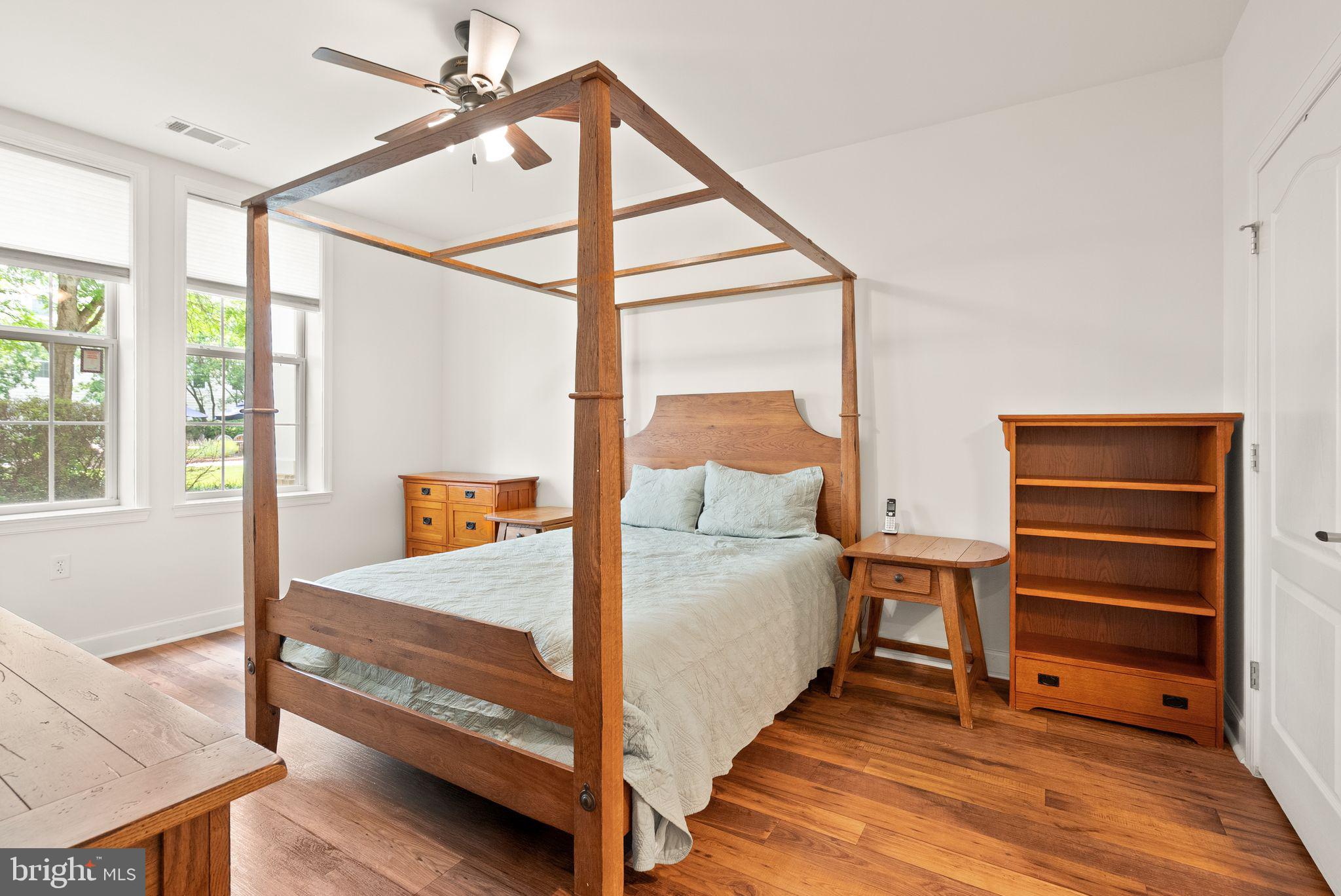 CAMERON STATION - Residential