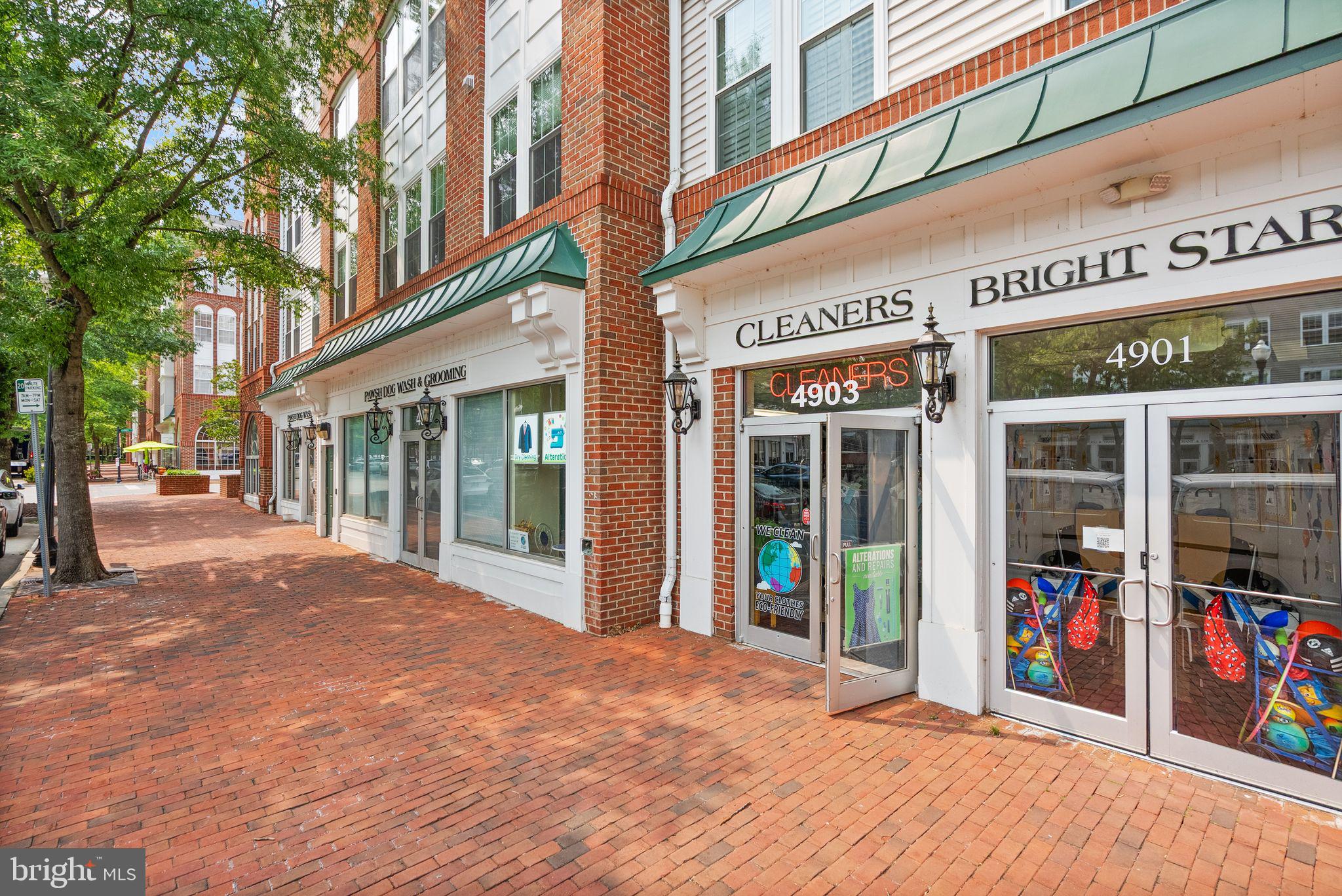 CAMERON STATION - Residential