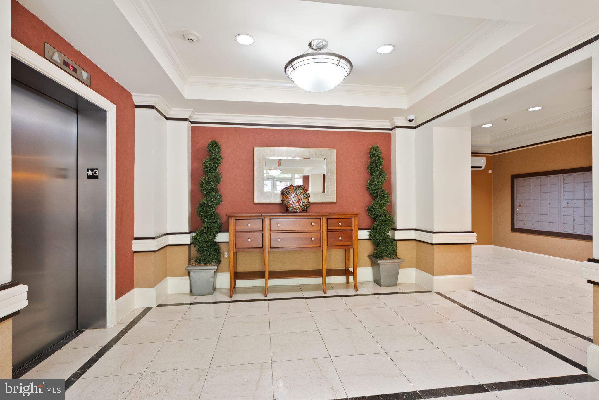 CAMERON STATION - Residential