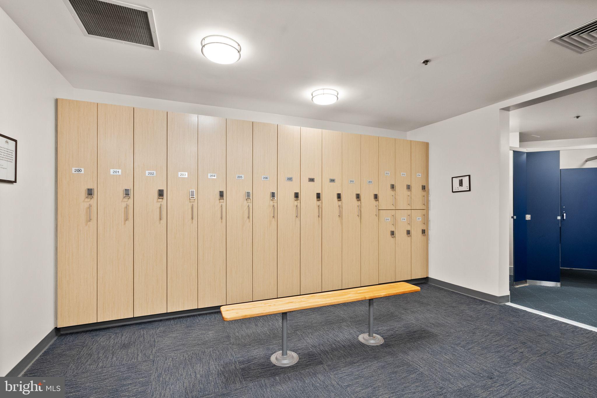 CAMERON STATION - Residential