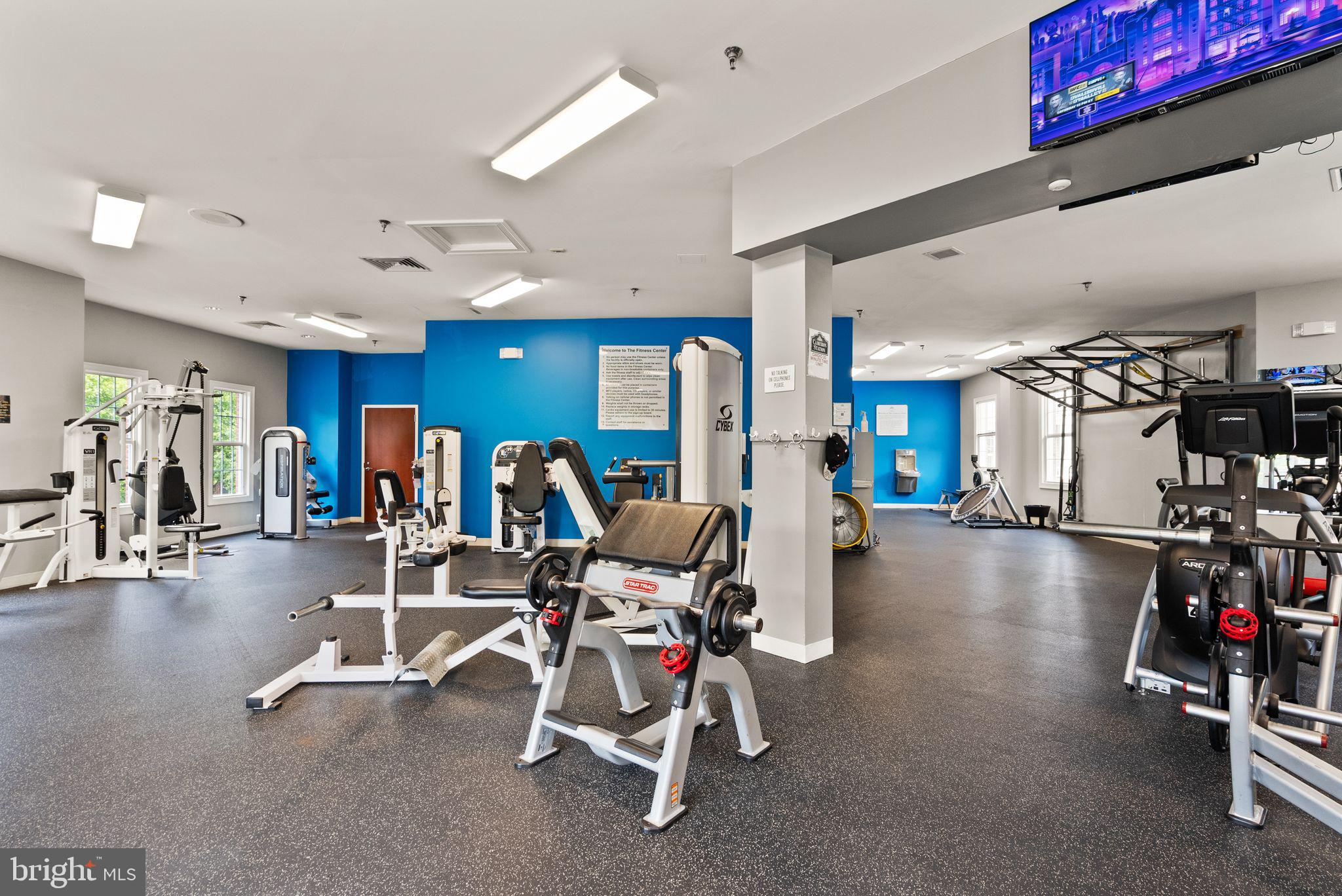 CAMERON STATION - Residential