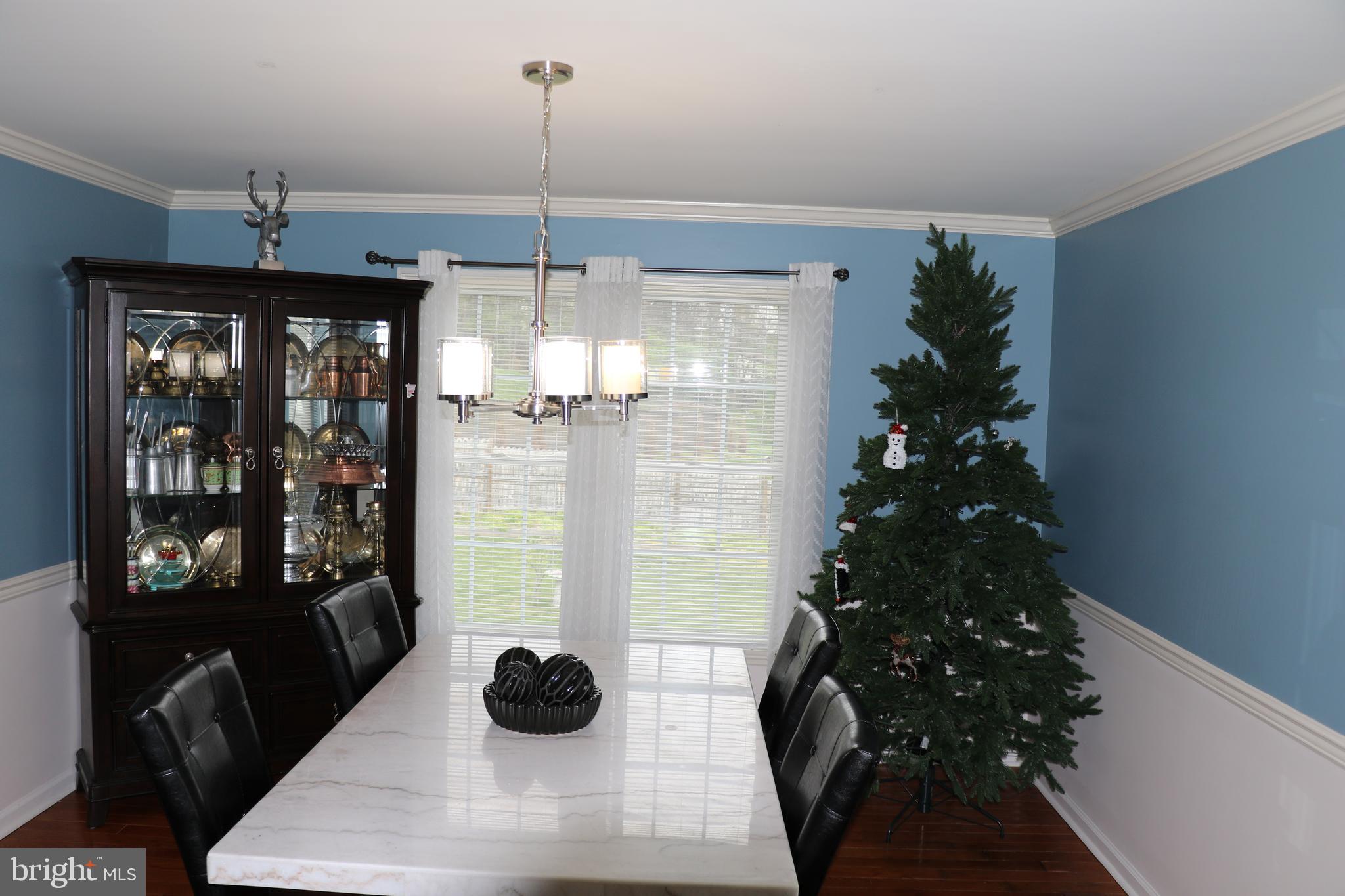 6102 FIRESIDE CIRCLE