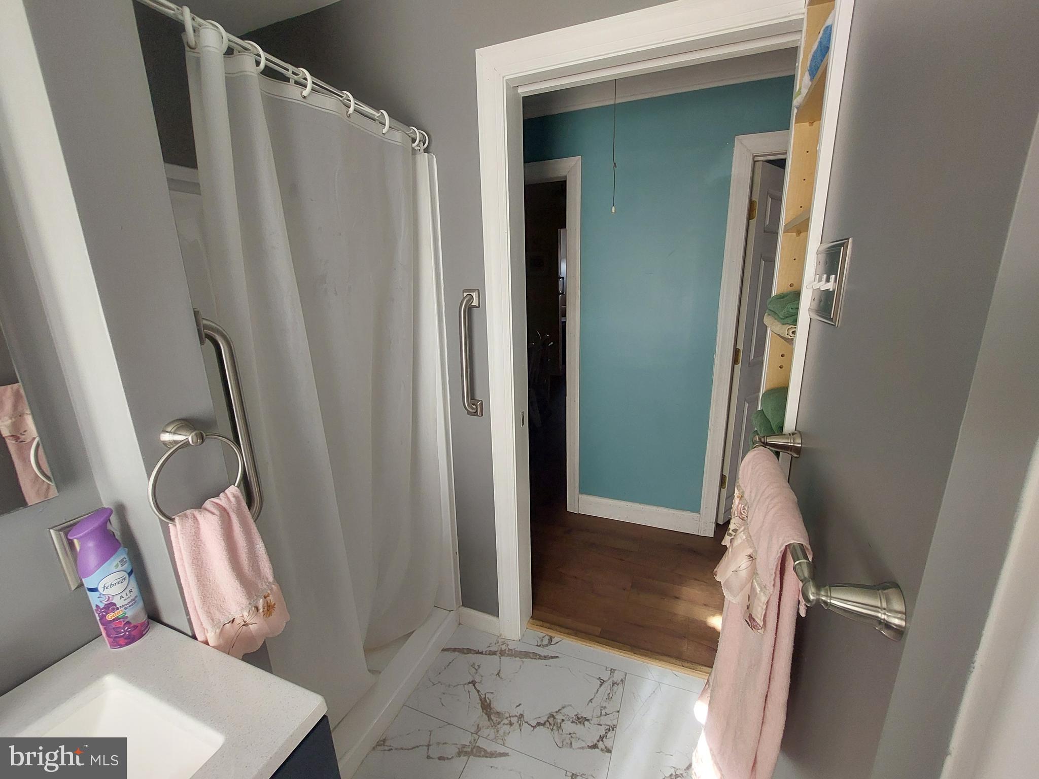 NOTTINGHAM VIL - Residential