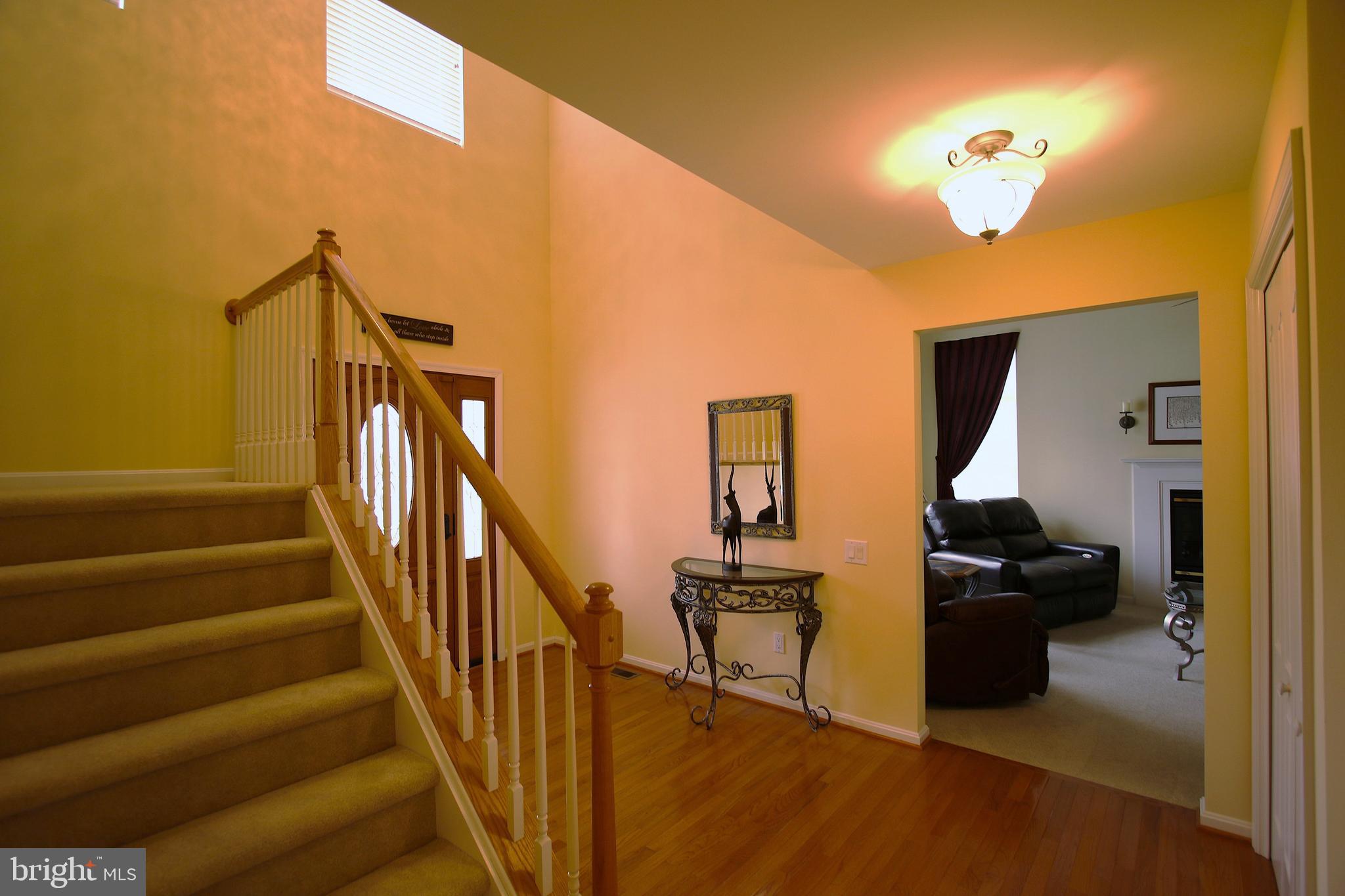 KNOTTS LANDING - Residential