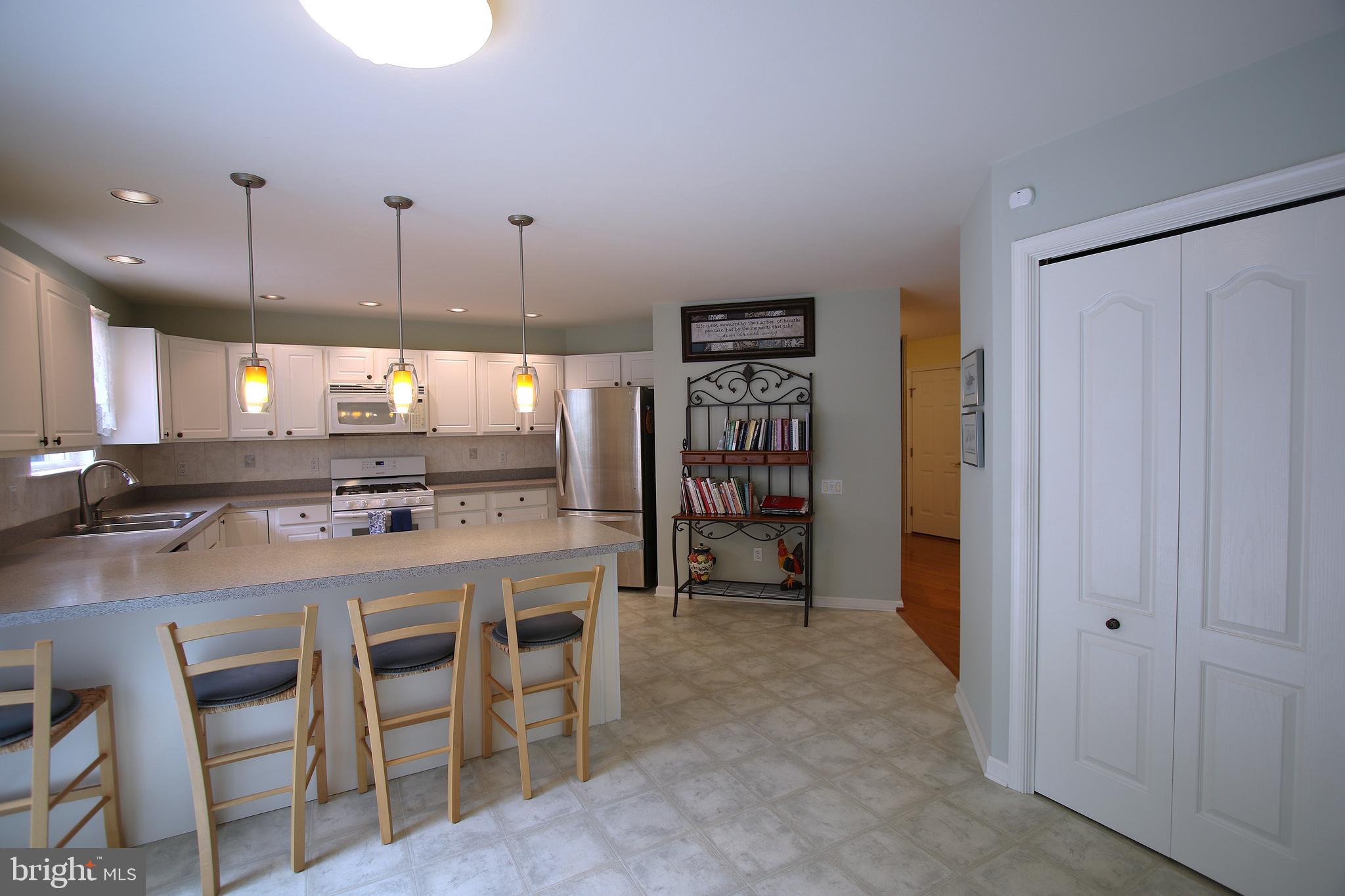 KNOTTS LANDING - Residential