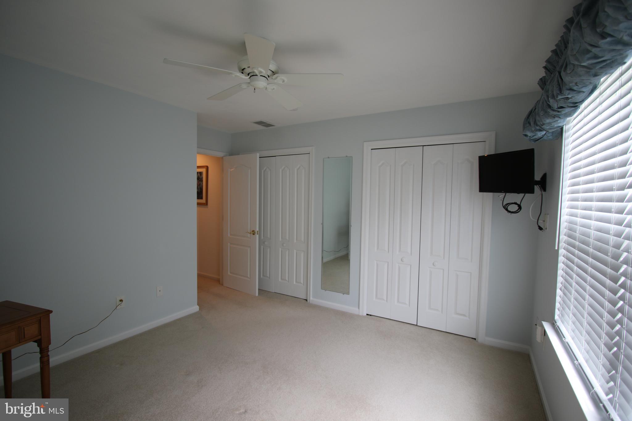 KNOTTS LANDING - Residential