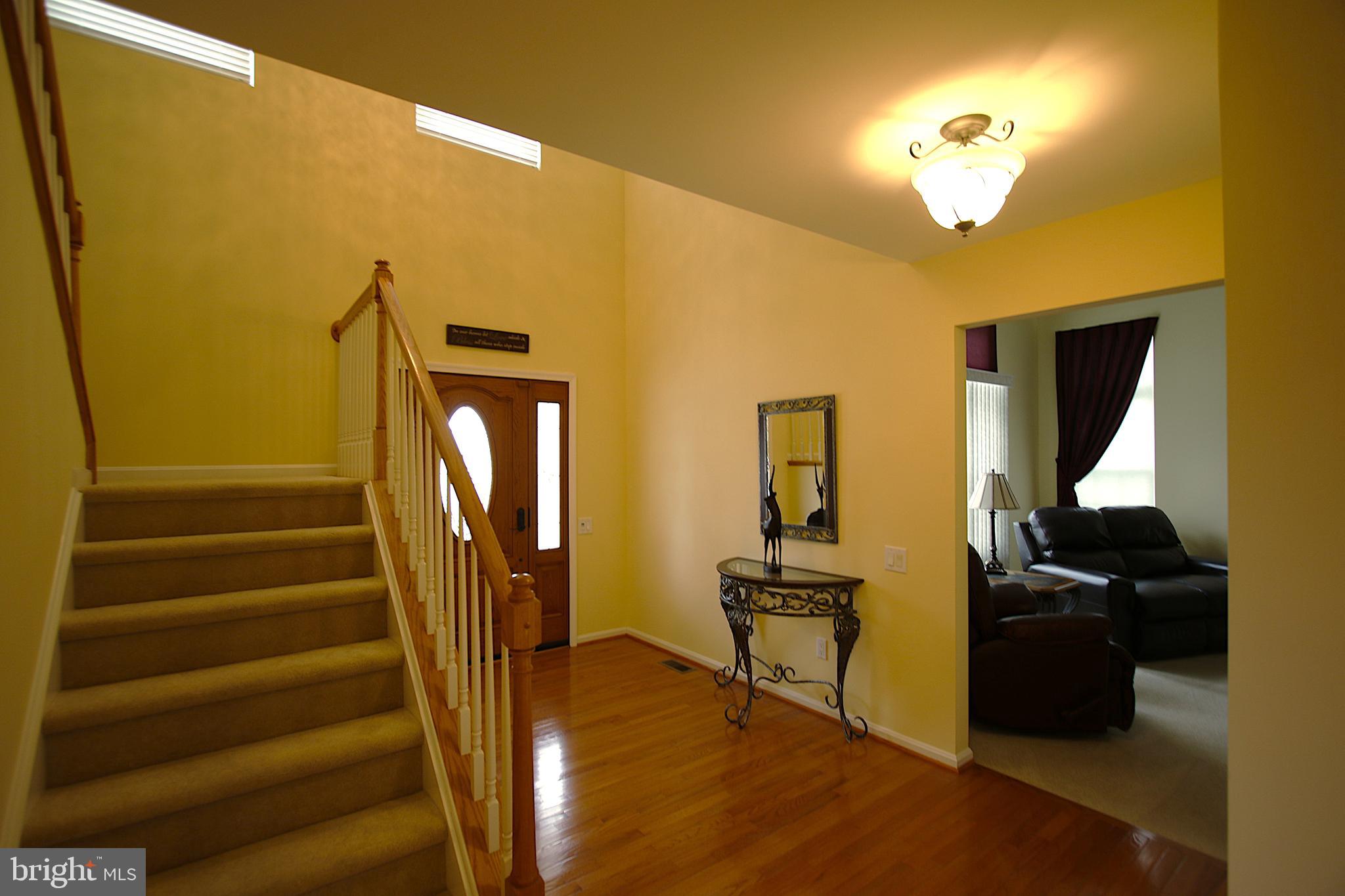 KNOTTS LANDING - Residential