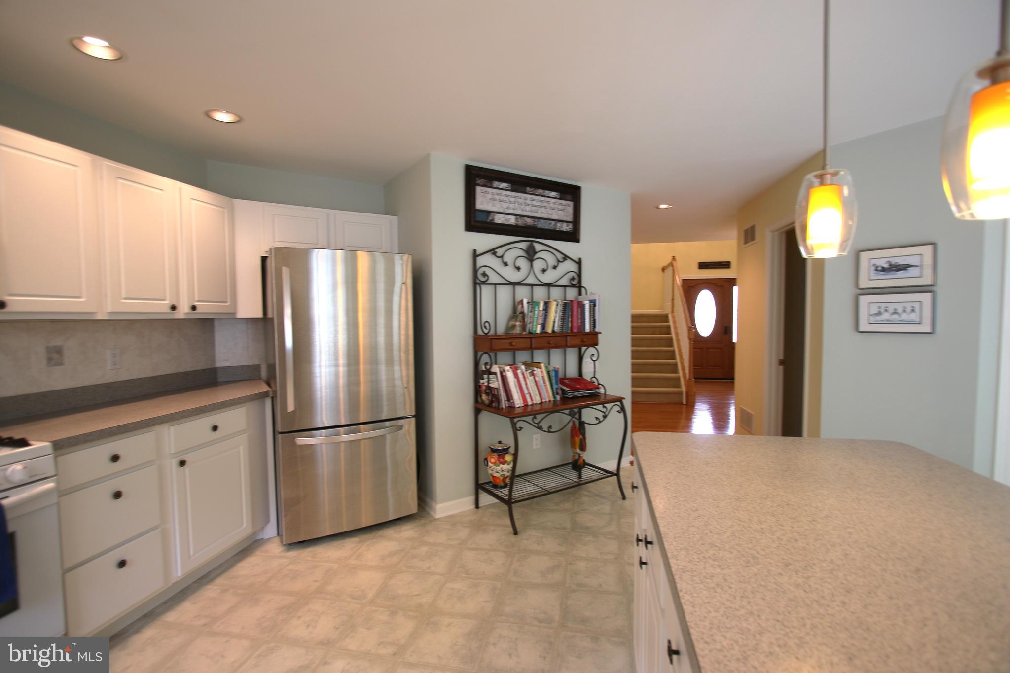 KNOTTS LANDING - Residential