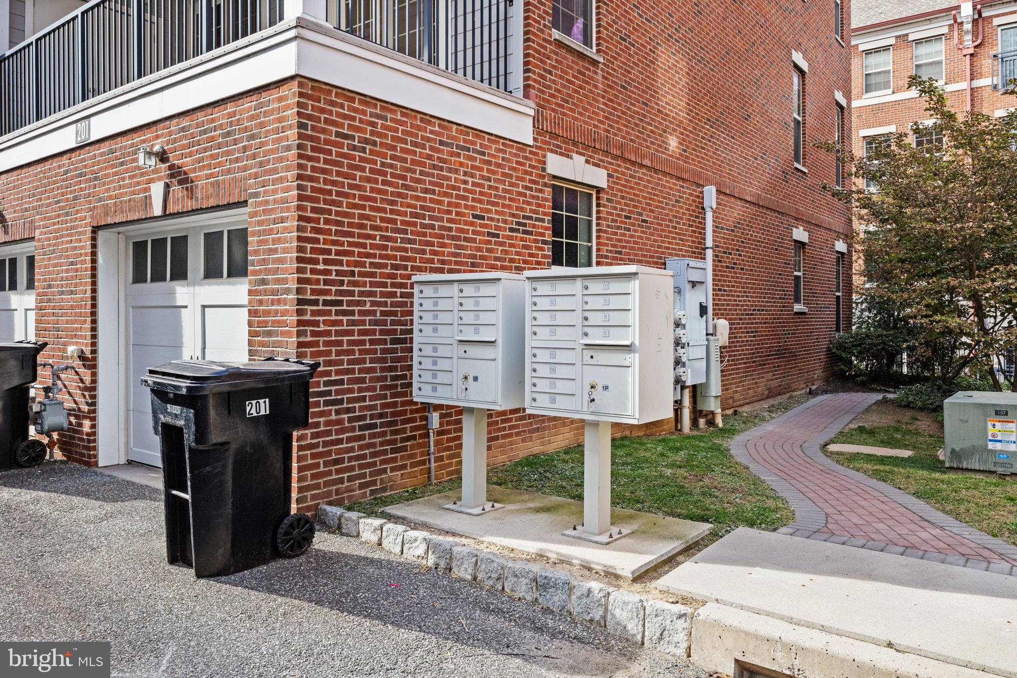 NAVAL SQUARE - Residential