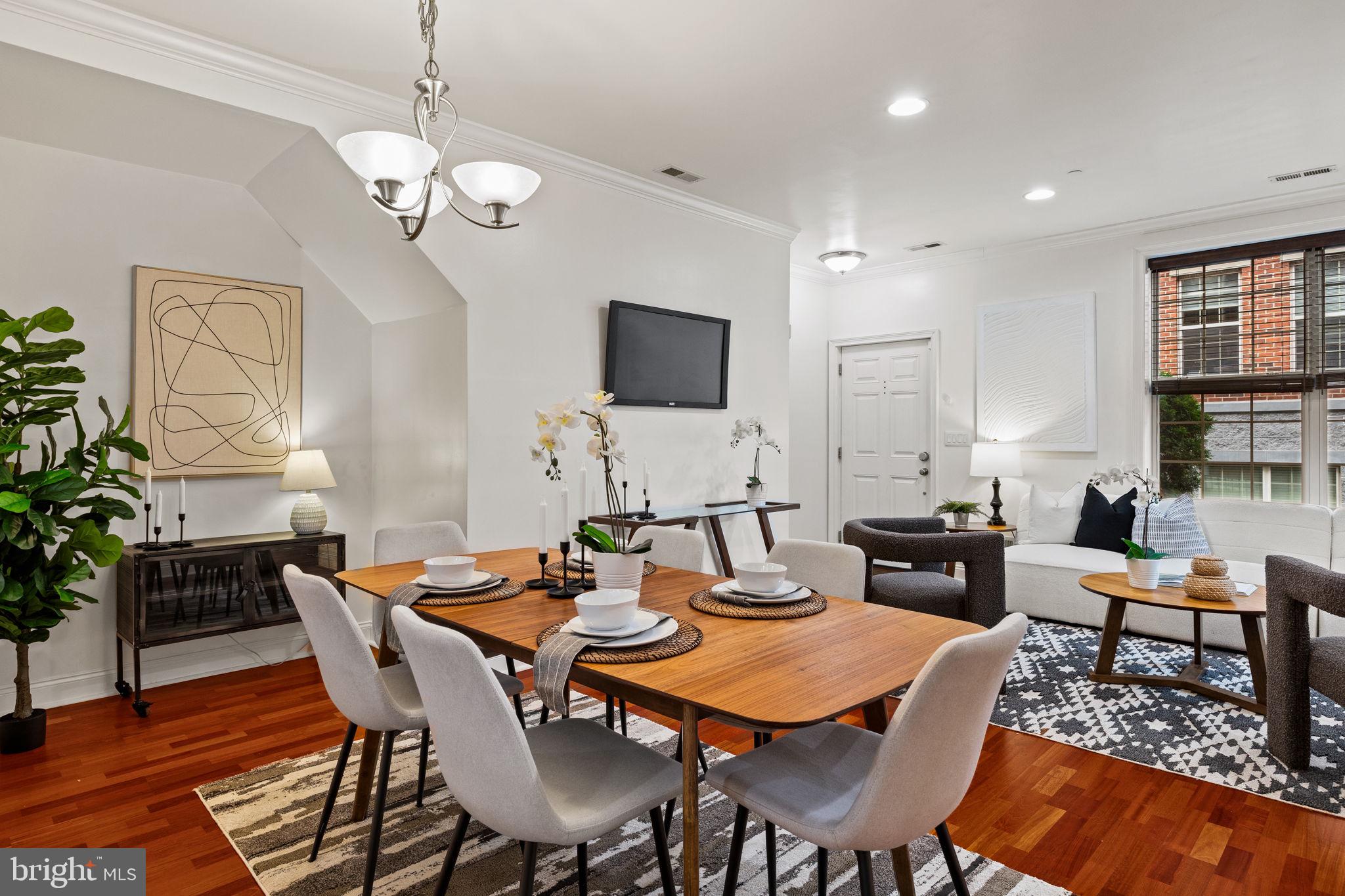 NAVAL SQUARE - Residential