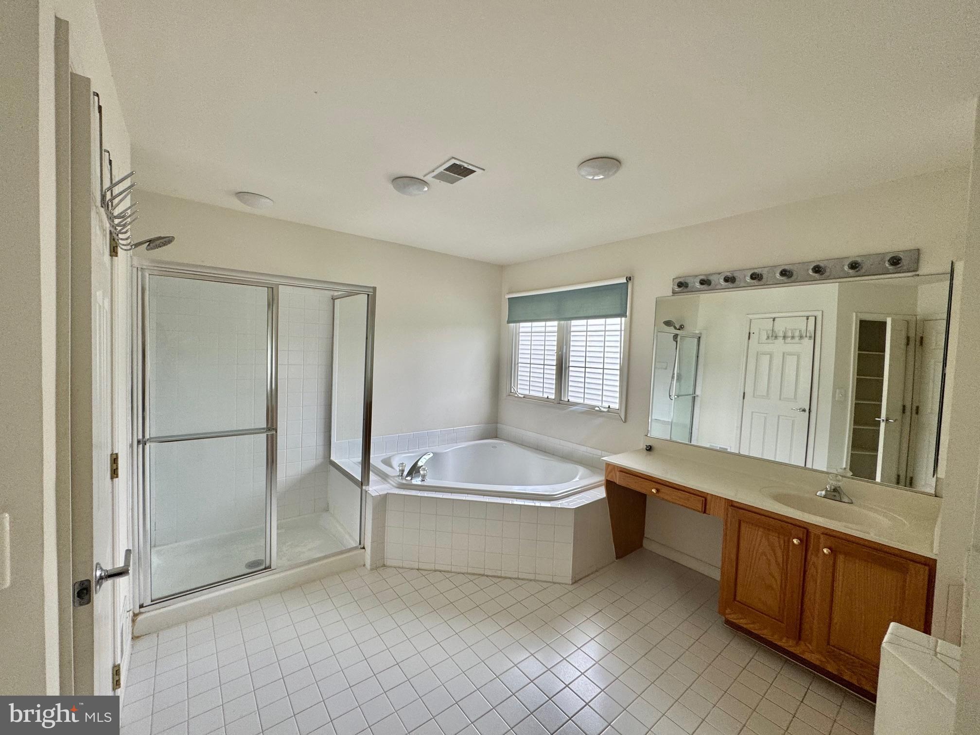 ASHBURN - Residential Lease