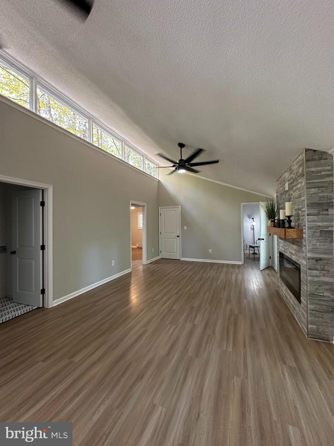 THE WOODS - Residential