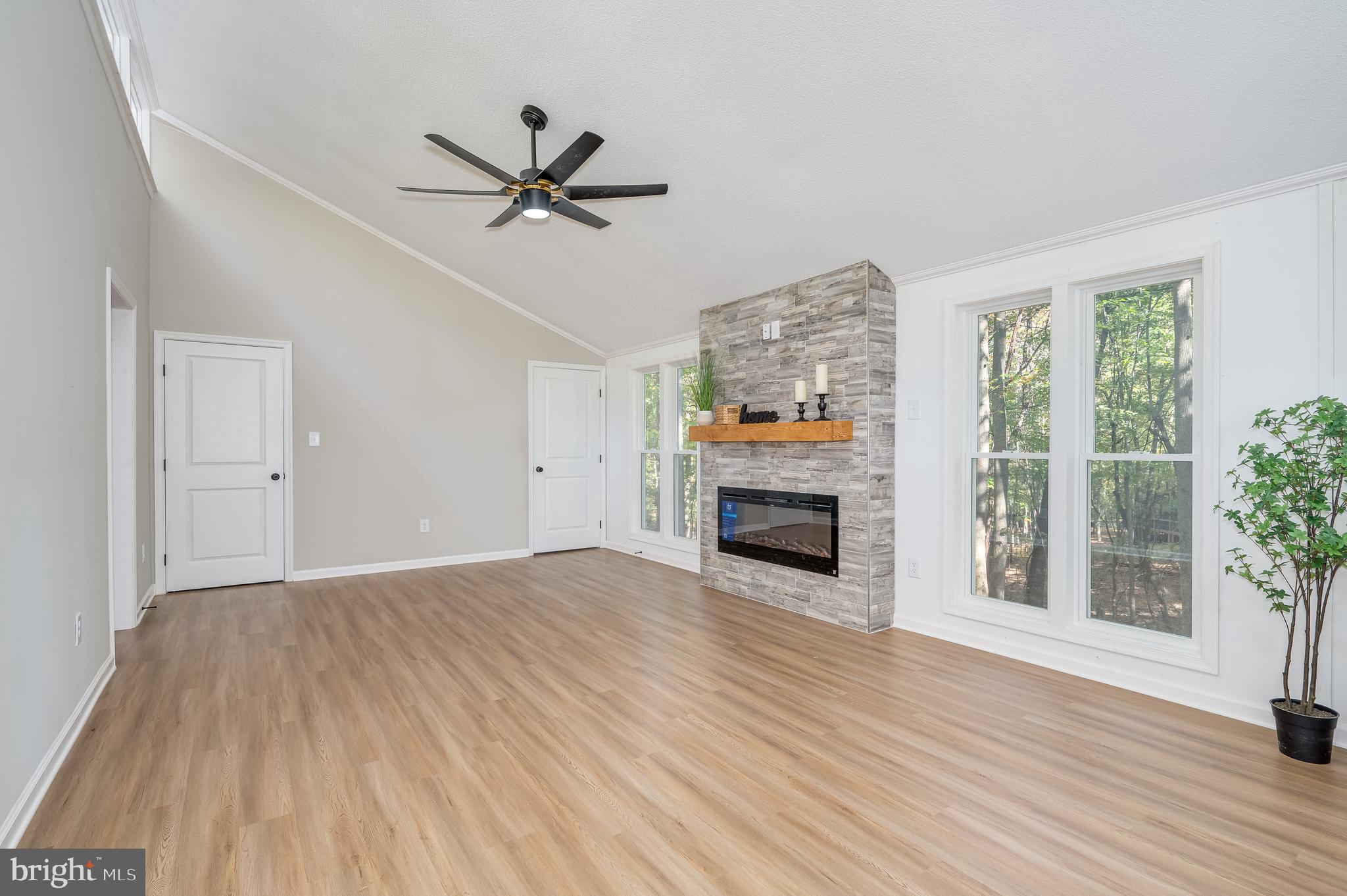 THE WOODS - Residential