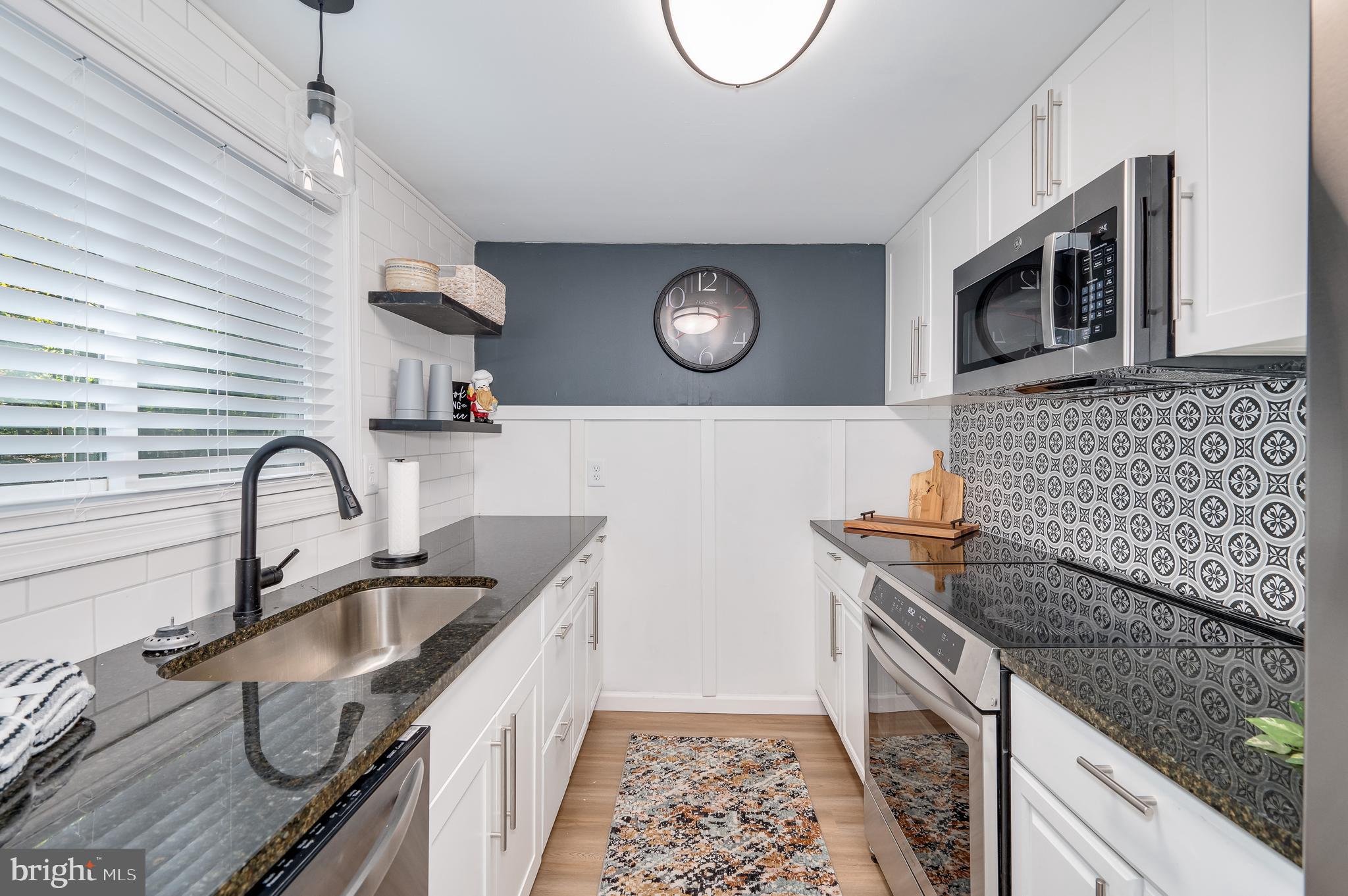 THE WOODS - Residential