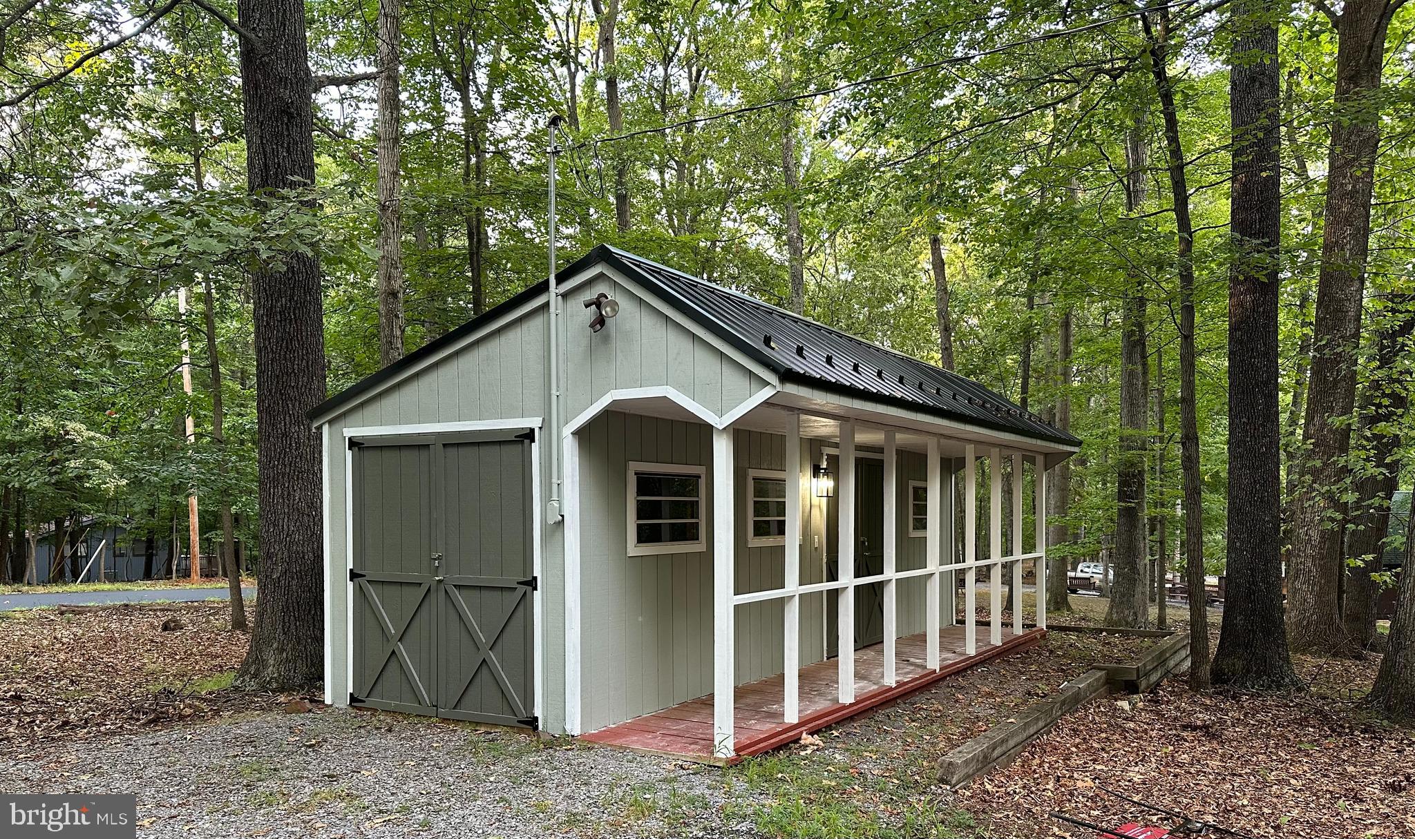 THE WOODS - Residential