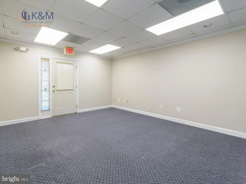 Additional image 9 of 5205 Lyngate Court Unit 6, Burke, VA 22015