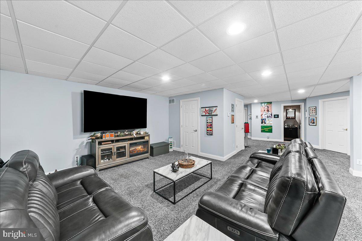 REGENCY AT PROVIDENC - Residential