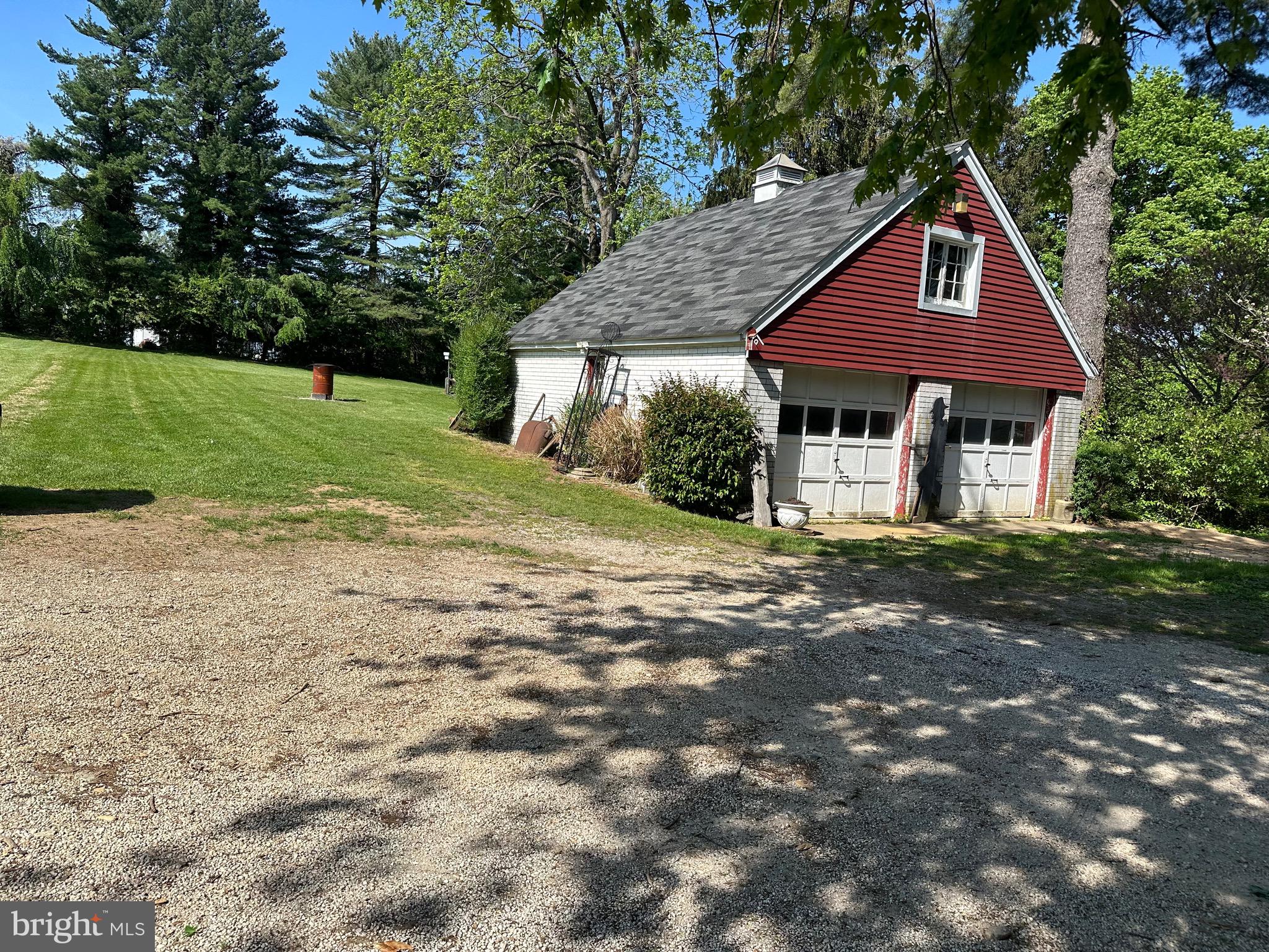 7457 BRADSHAW ROAD