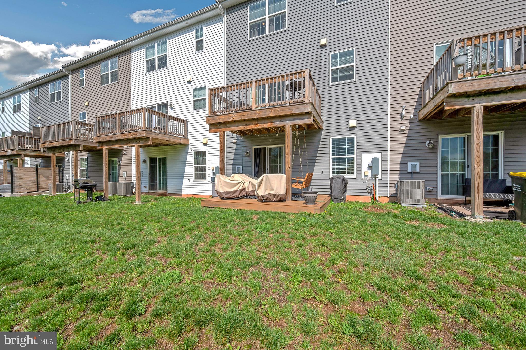120 EDGEWATER COURT