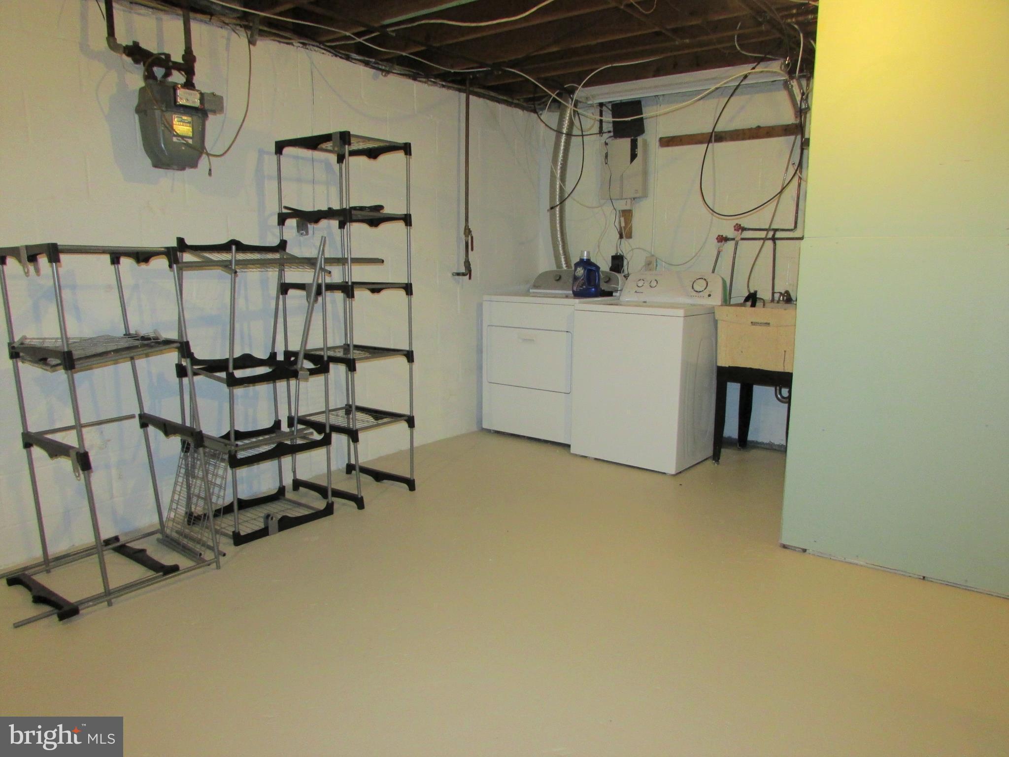 EDGE MEAD - Residential