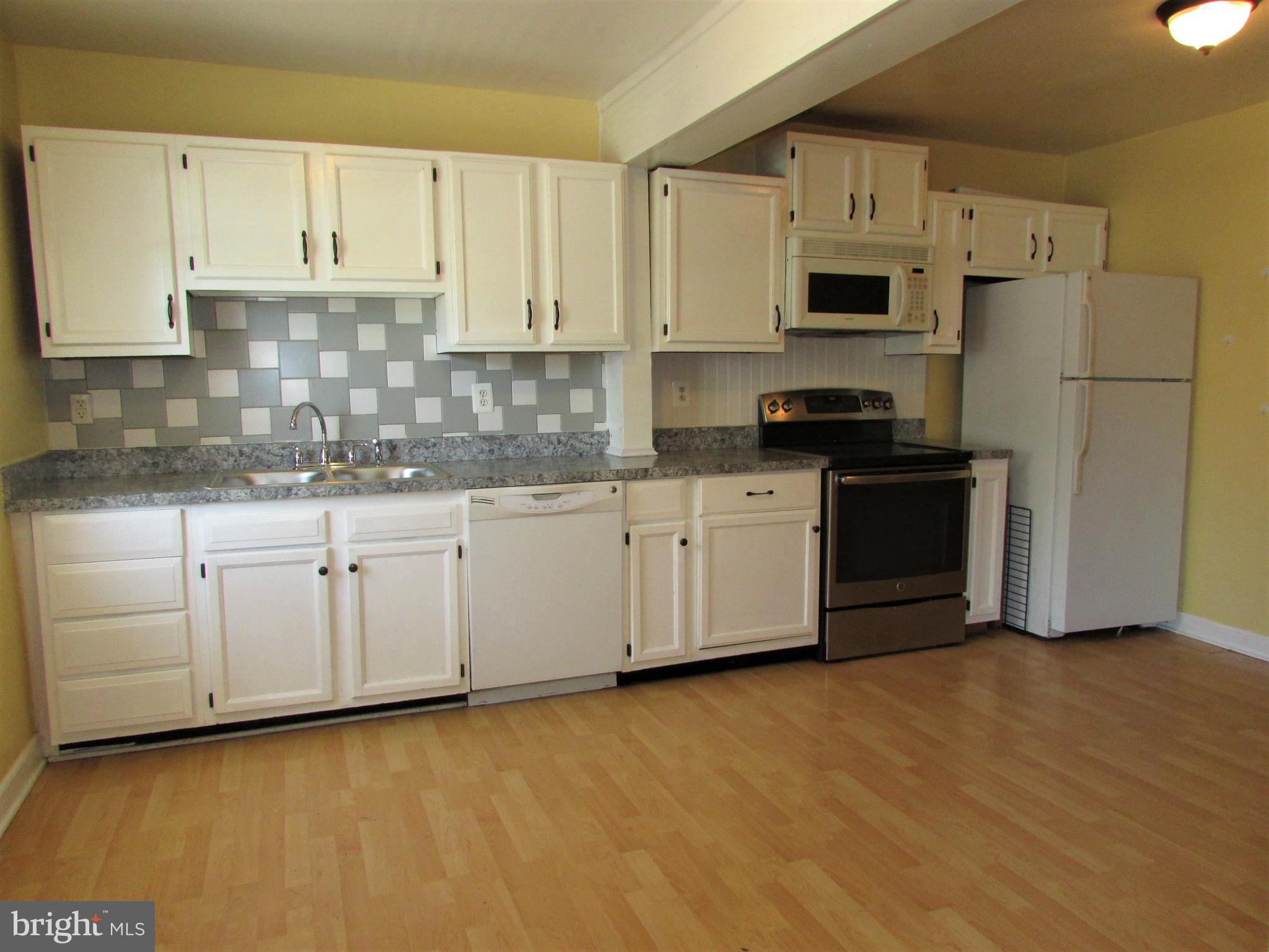 EDGE MEAD - Residential