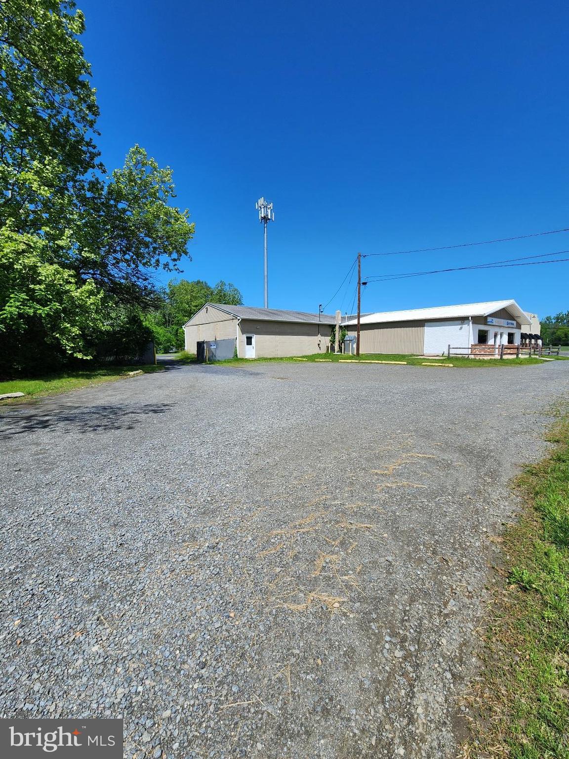 2127 ROUTE 206 D