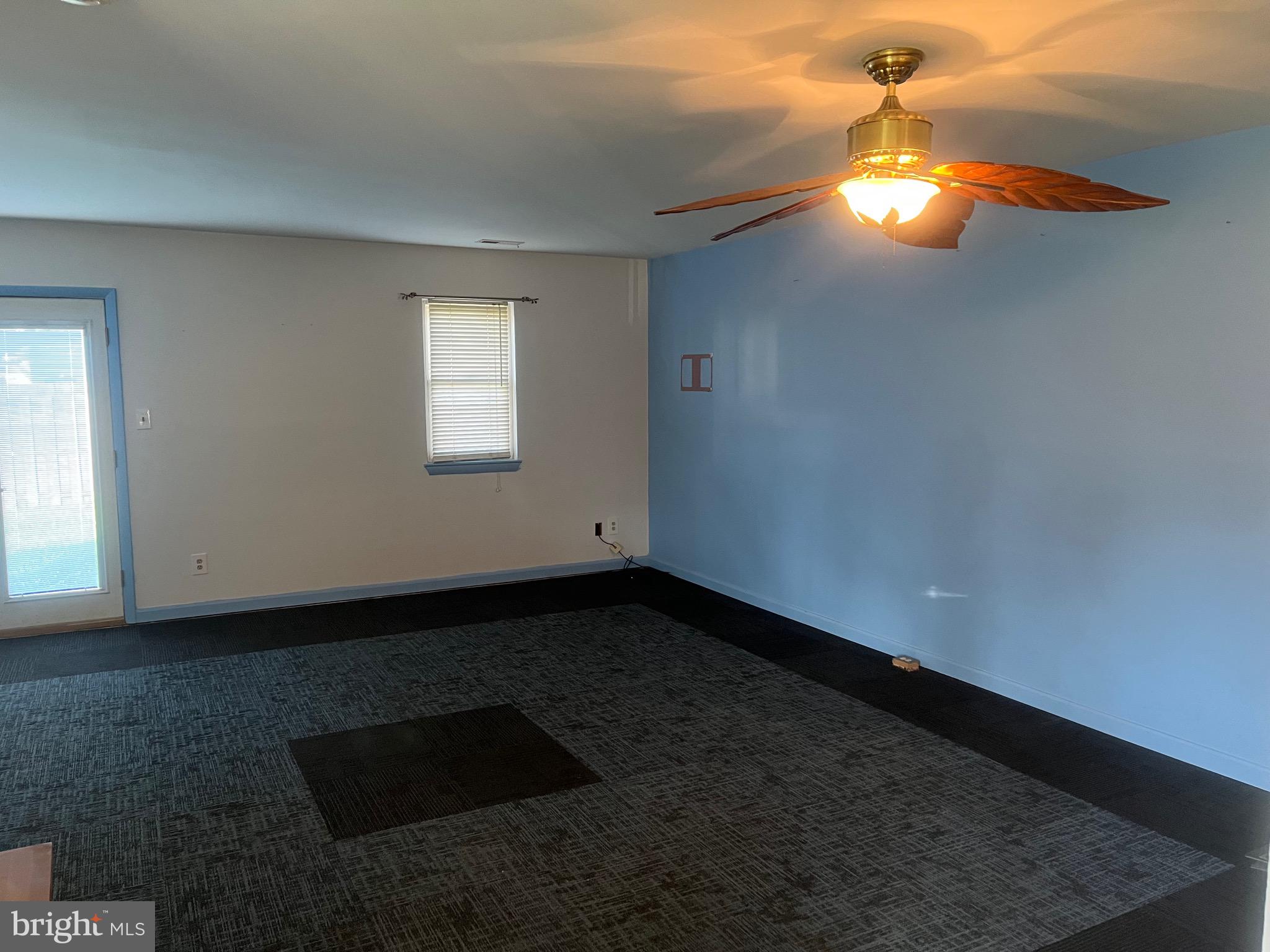 VILLAGE OF PAWNEE - Residential