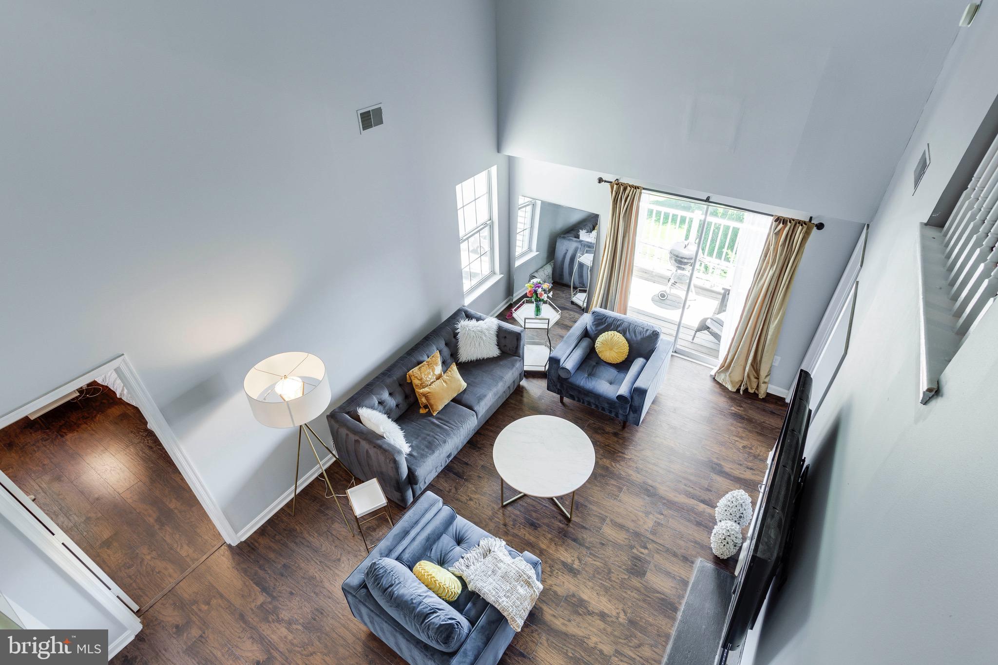 SUMMERHOUSE CONDO - Residential