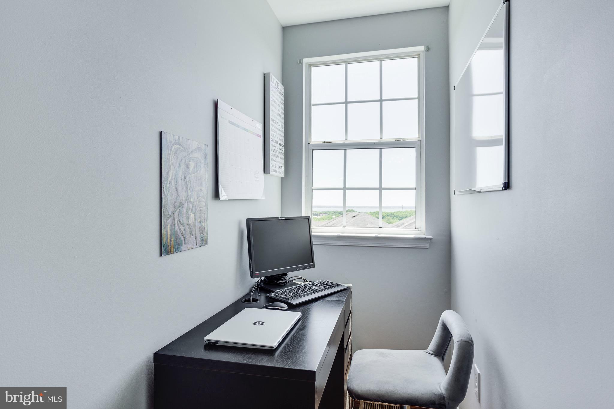 SUMMERHOUSE CONDO - Residential